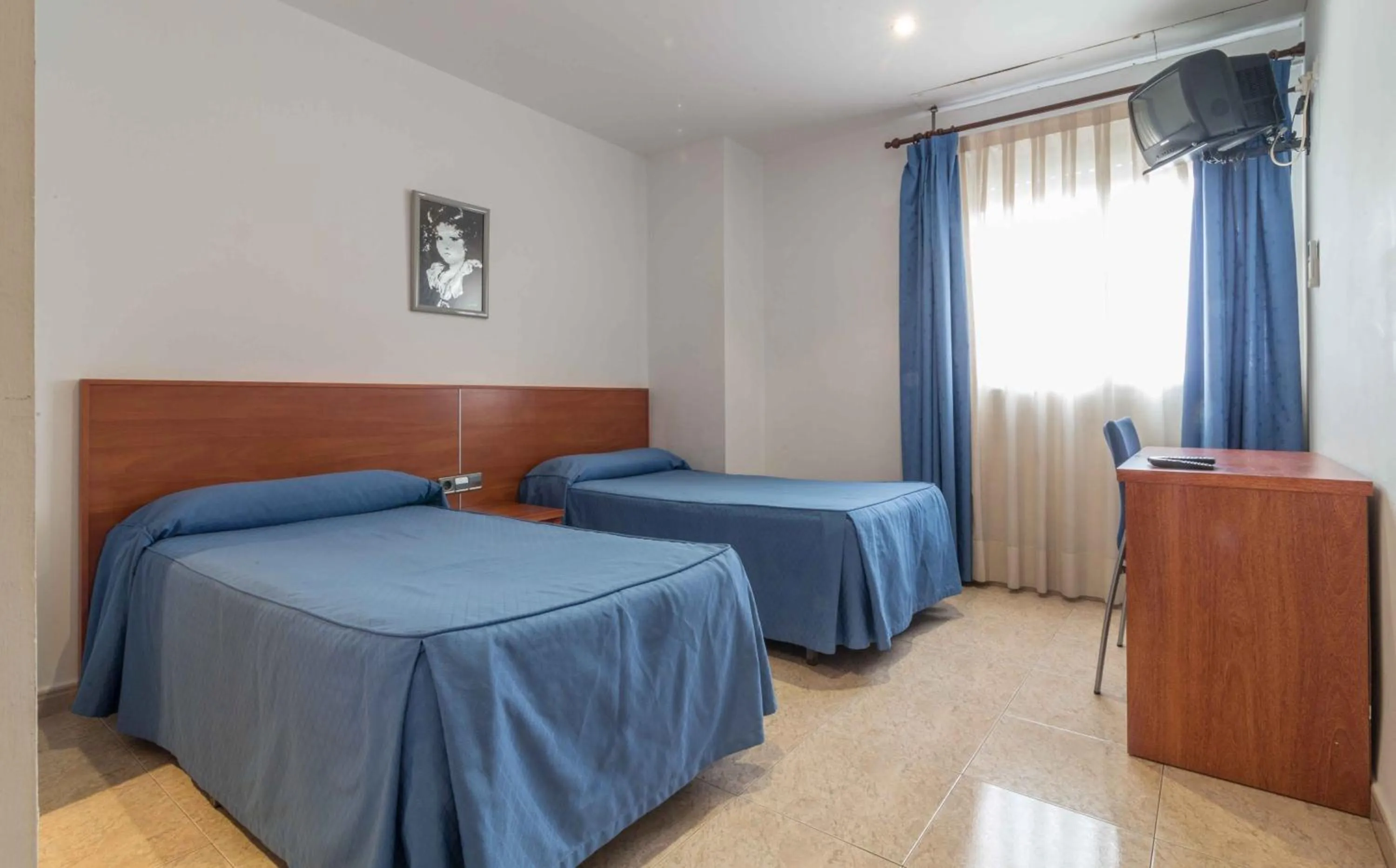 Photo of the whole room, Bed in Hotel Reig