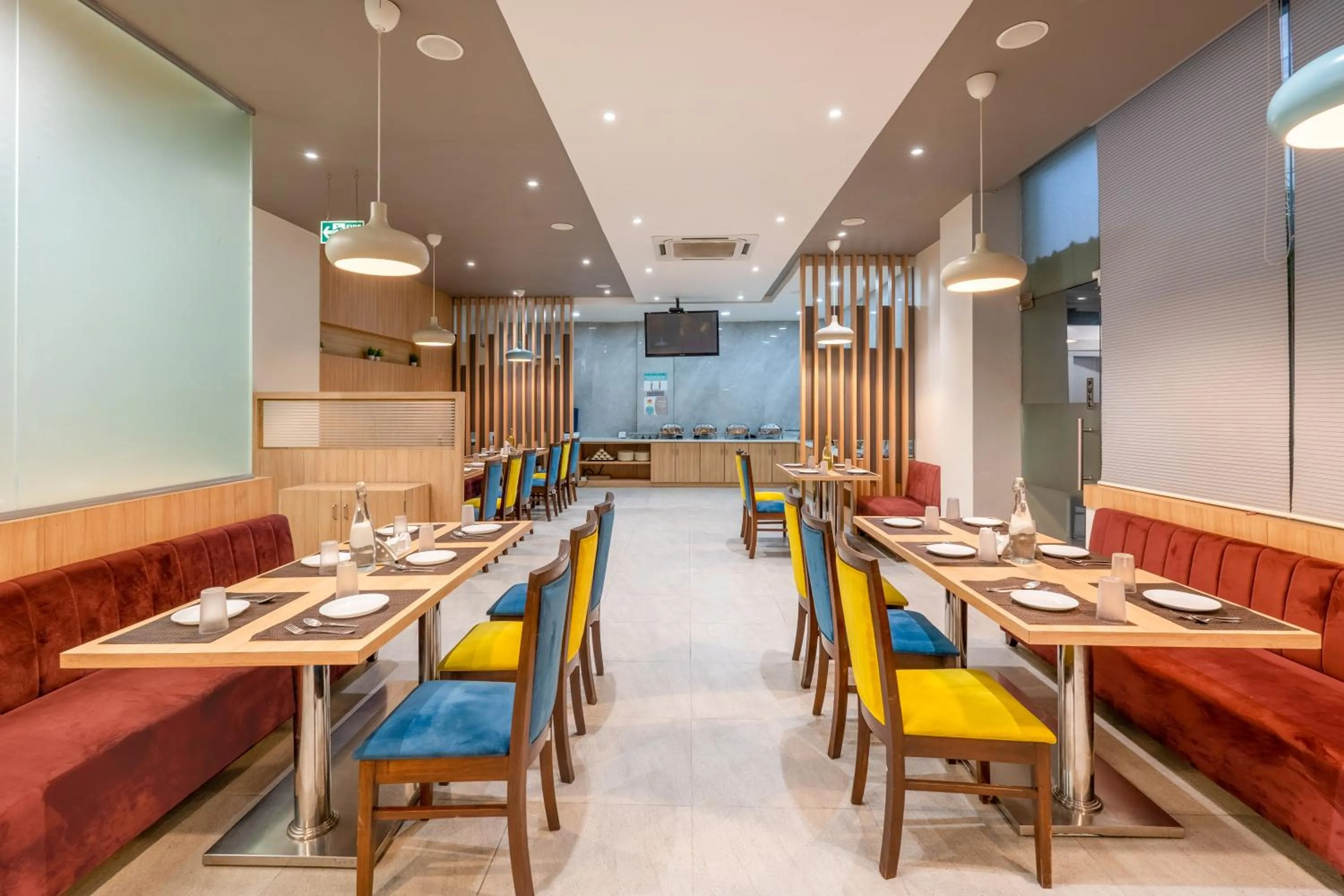 Restaurant/places to eat in WESTSIDE HOTEL HiTECH CITY