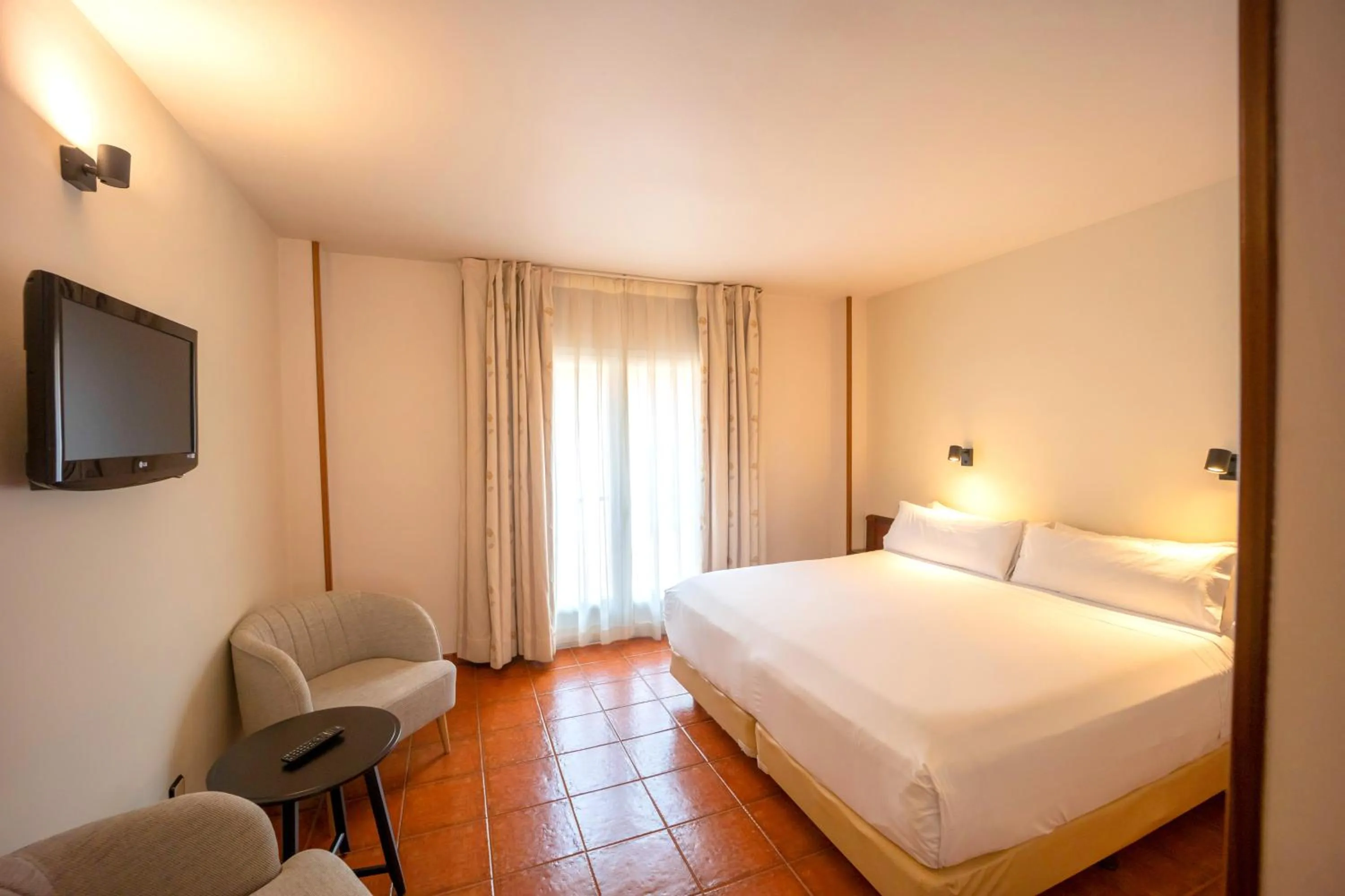 Photo of the whole room, Bed in Hotel Florida