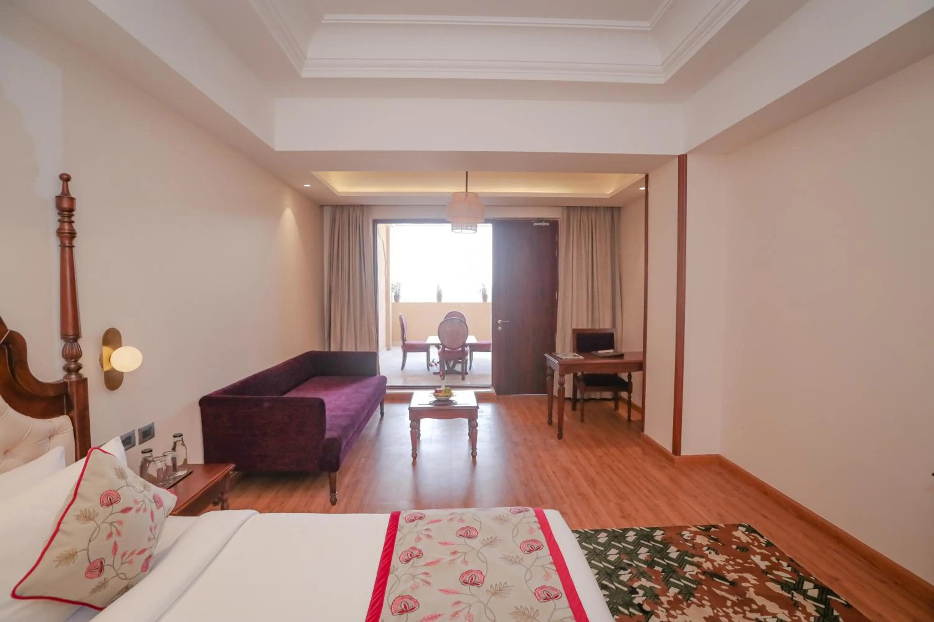 Seating area, Bed in Regenta City Vilas Palace Ambala