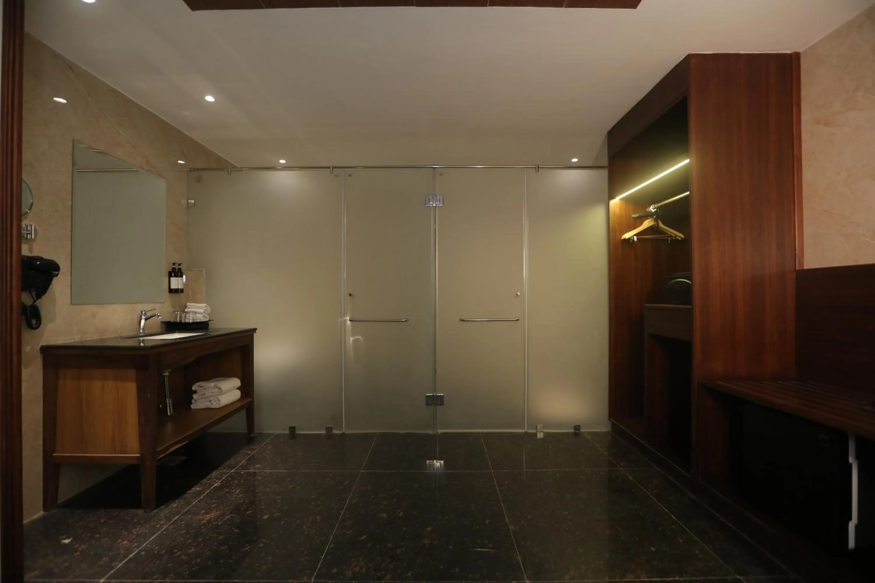 Bathroom in Regenta City Vilas Palace Ambala