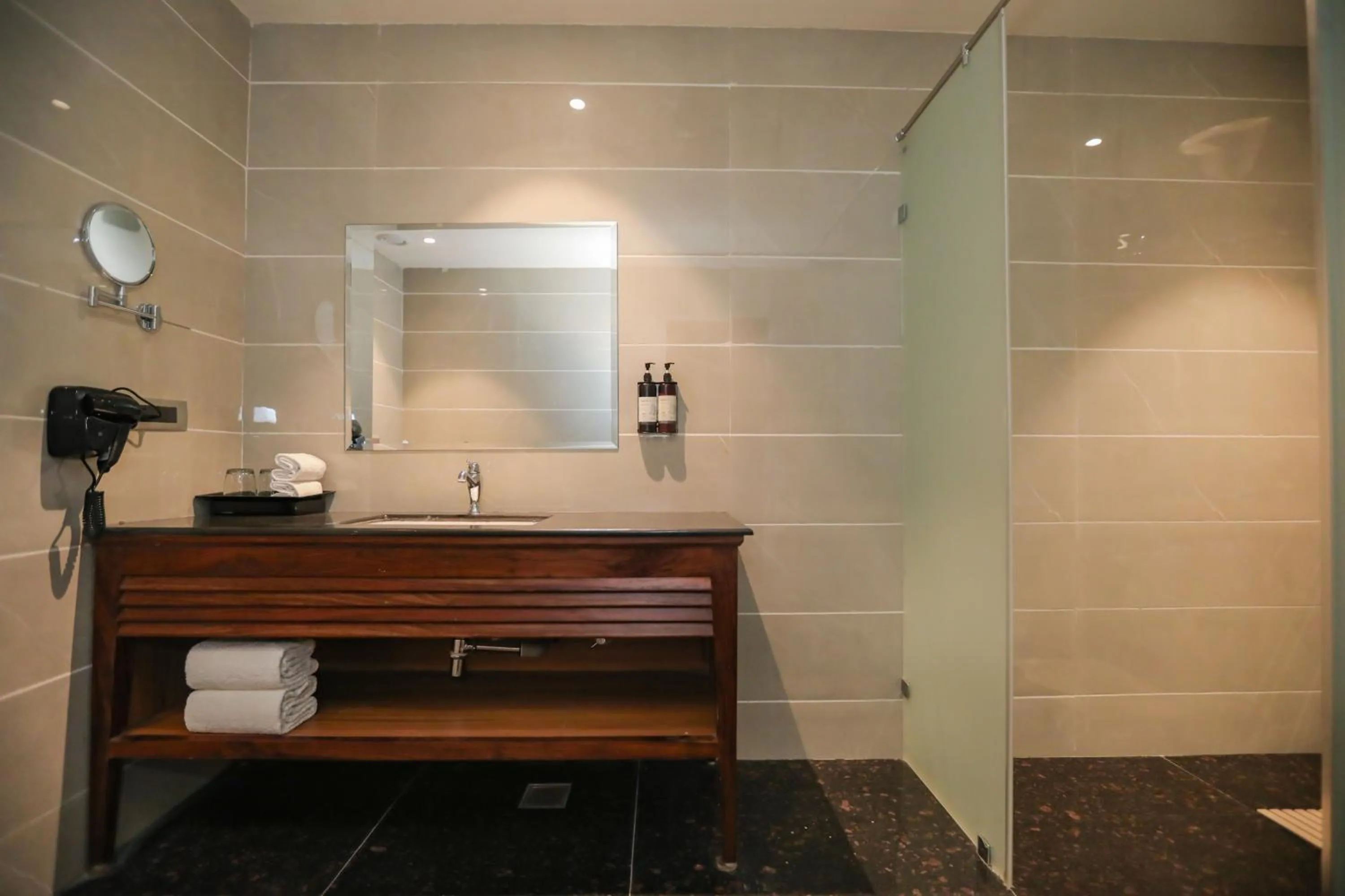 Bathroom in Regenta City Vilas Palace Ambala