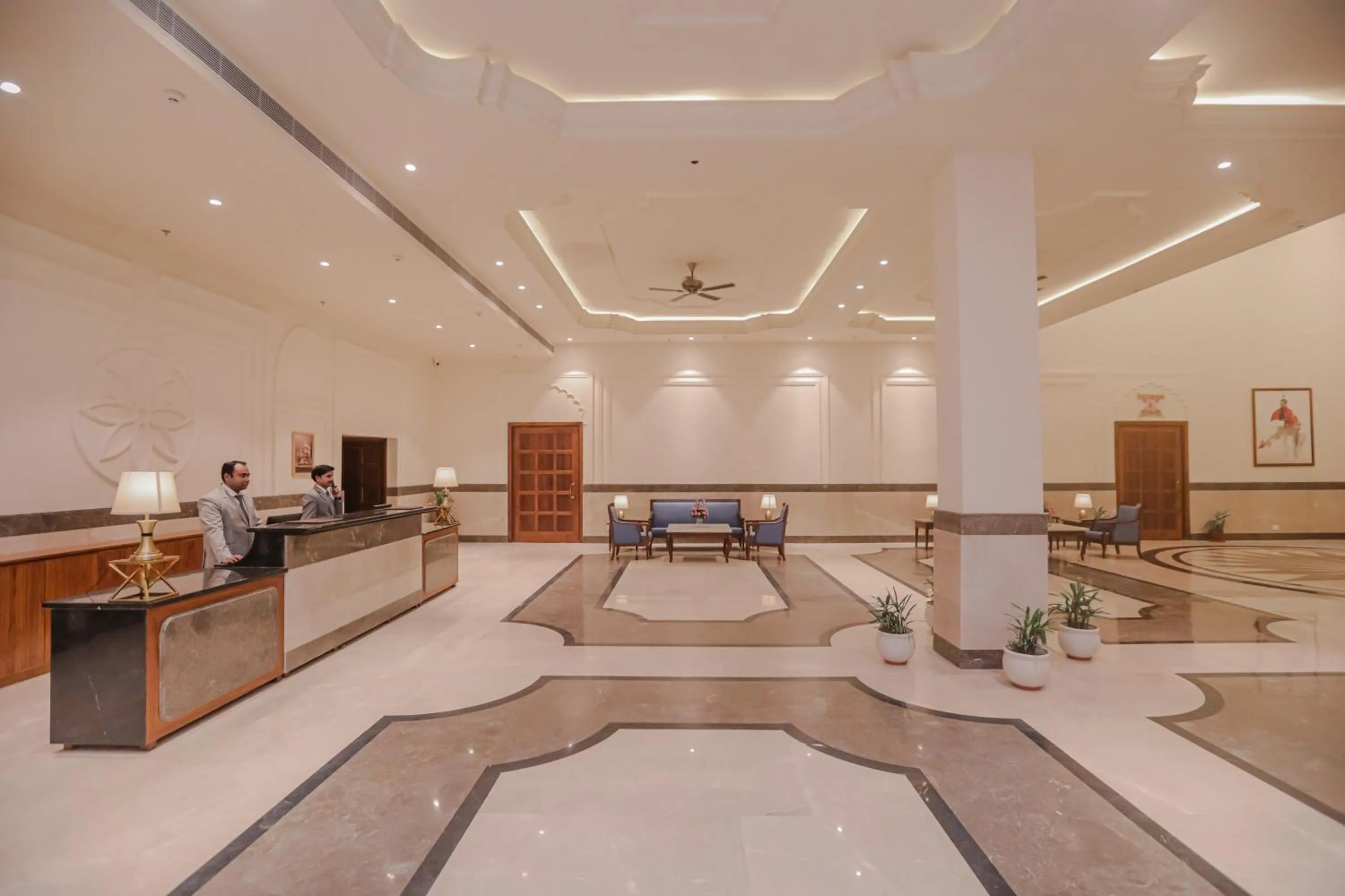 Lobby or reception in Regenta City Vilas Palace Ambala