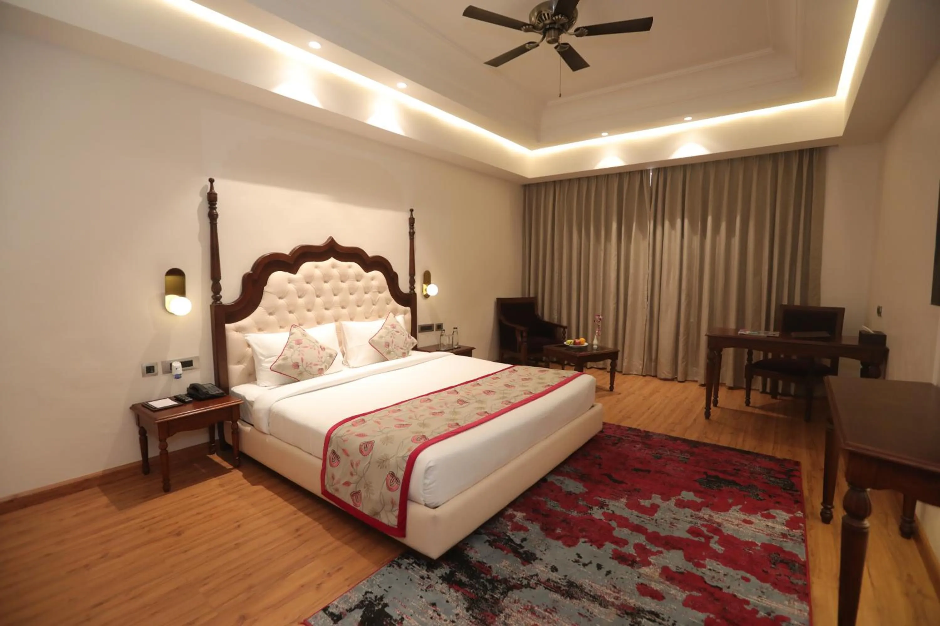 Photo of the whole room, Bed in Regenta City Vilas Palace Ambala
