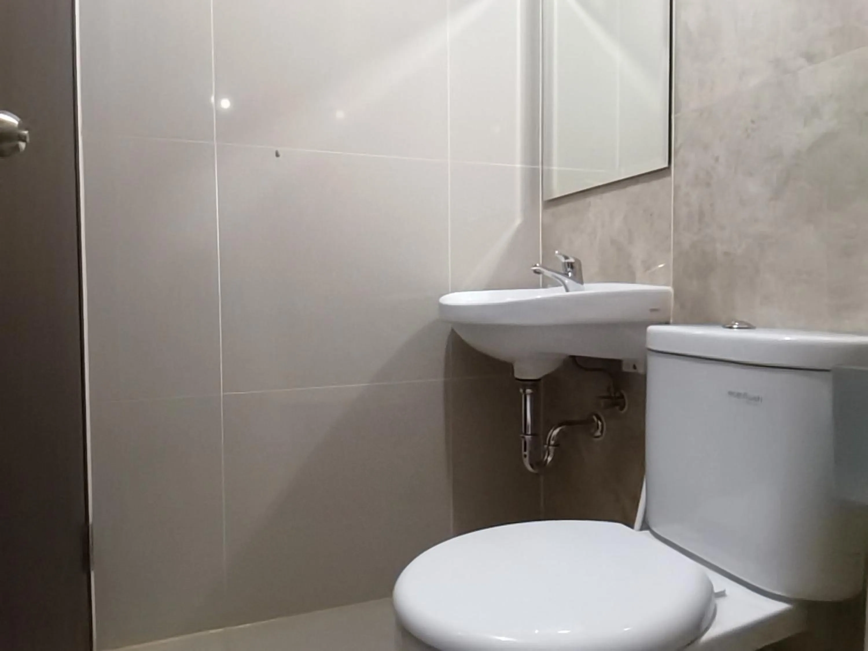 Toilet in Transpark Cibubur By Arsakha Property Management