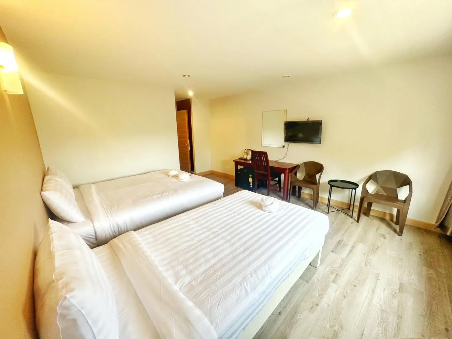 Bed in นคร นอน เล่น(Nakhon Norn Len)