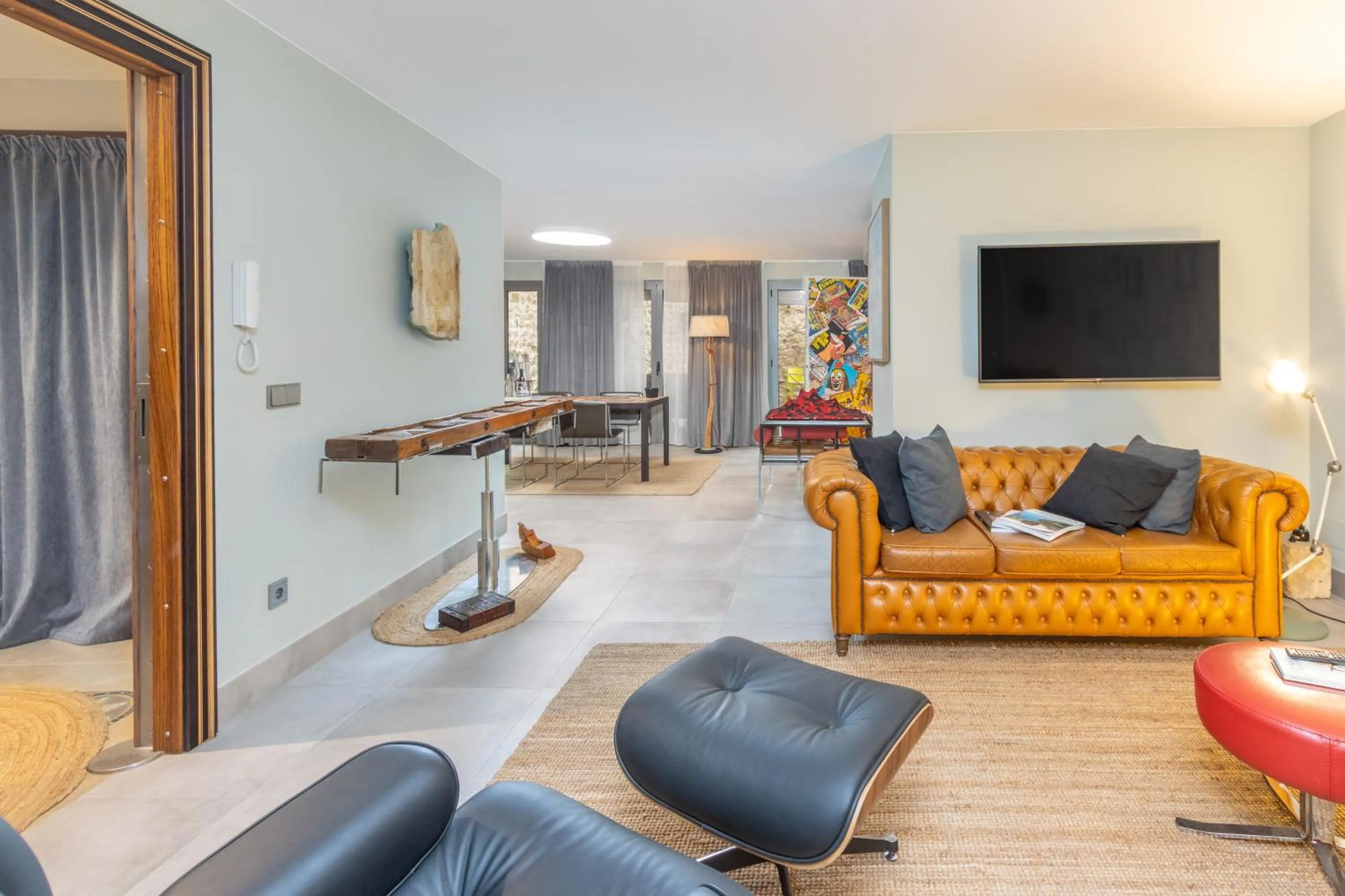 Kel Domènech Luxury Apartment