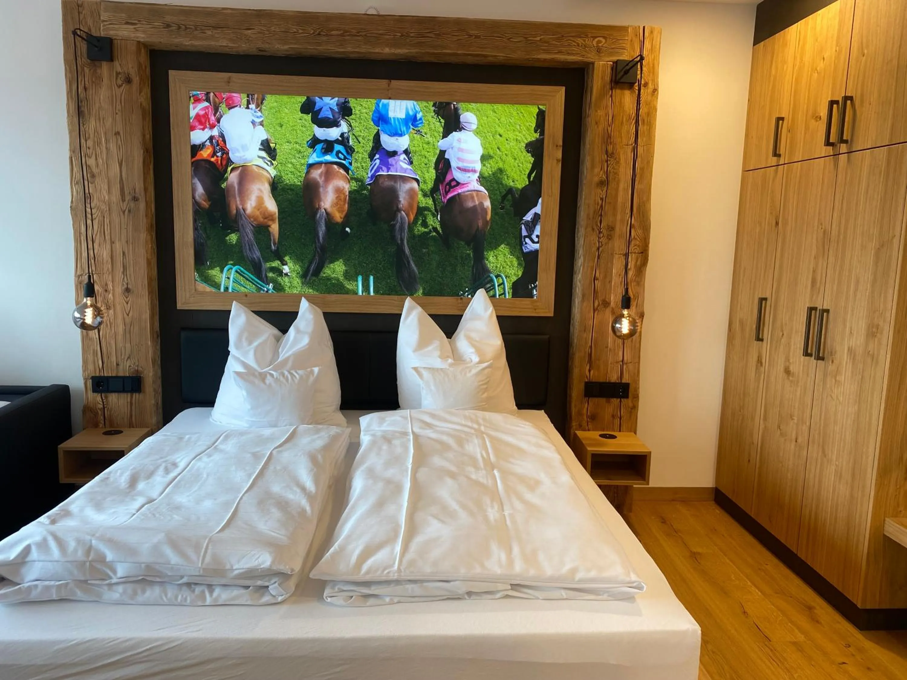 Photo of the whole room, Bed in Gasthof & Hotel Bichler