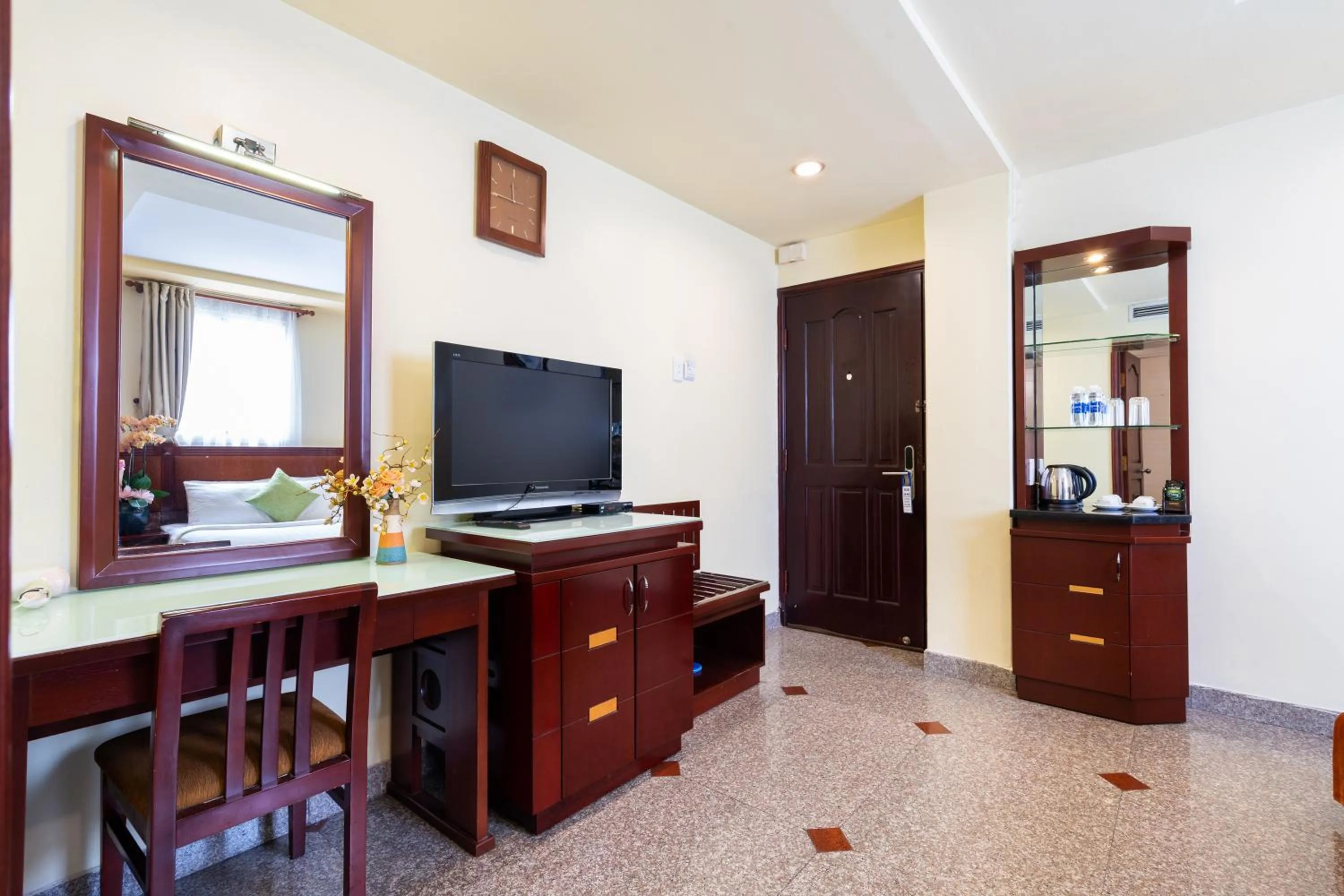 Communal lounge/ TV room in LUCASTA SAIGON Hotel