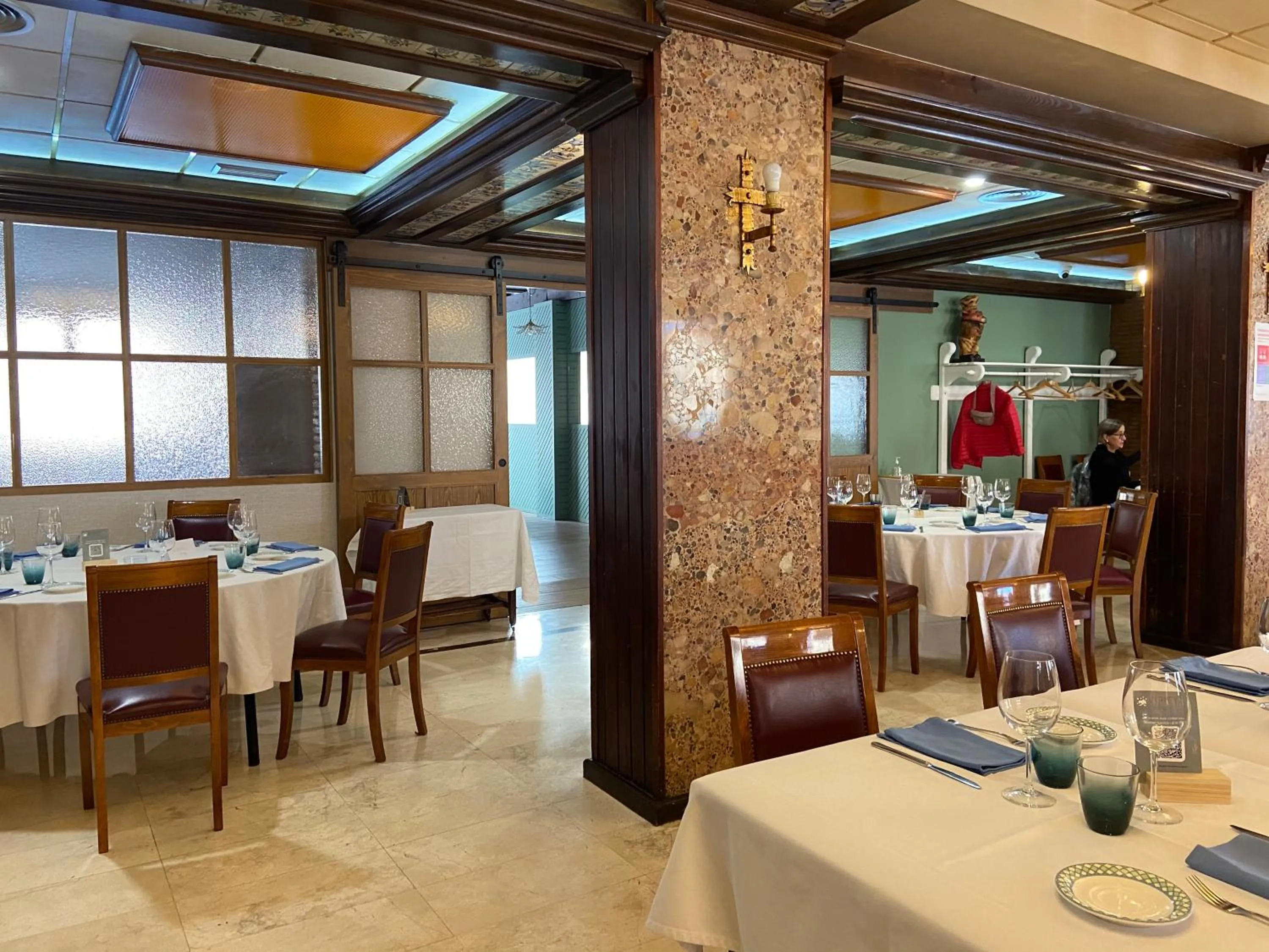 Restaurant/places to eat in Hotel II Virrey