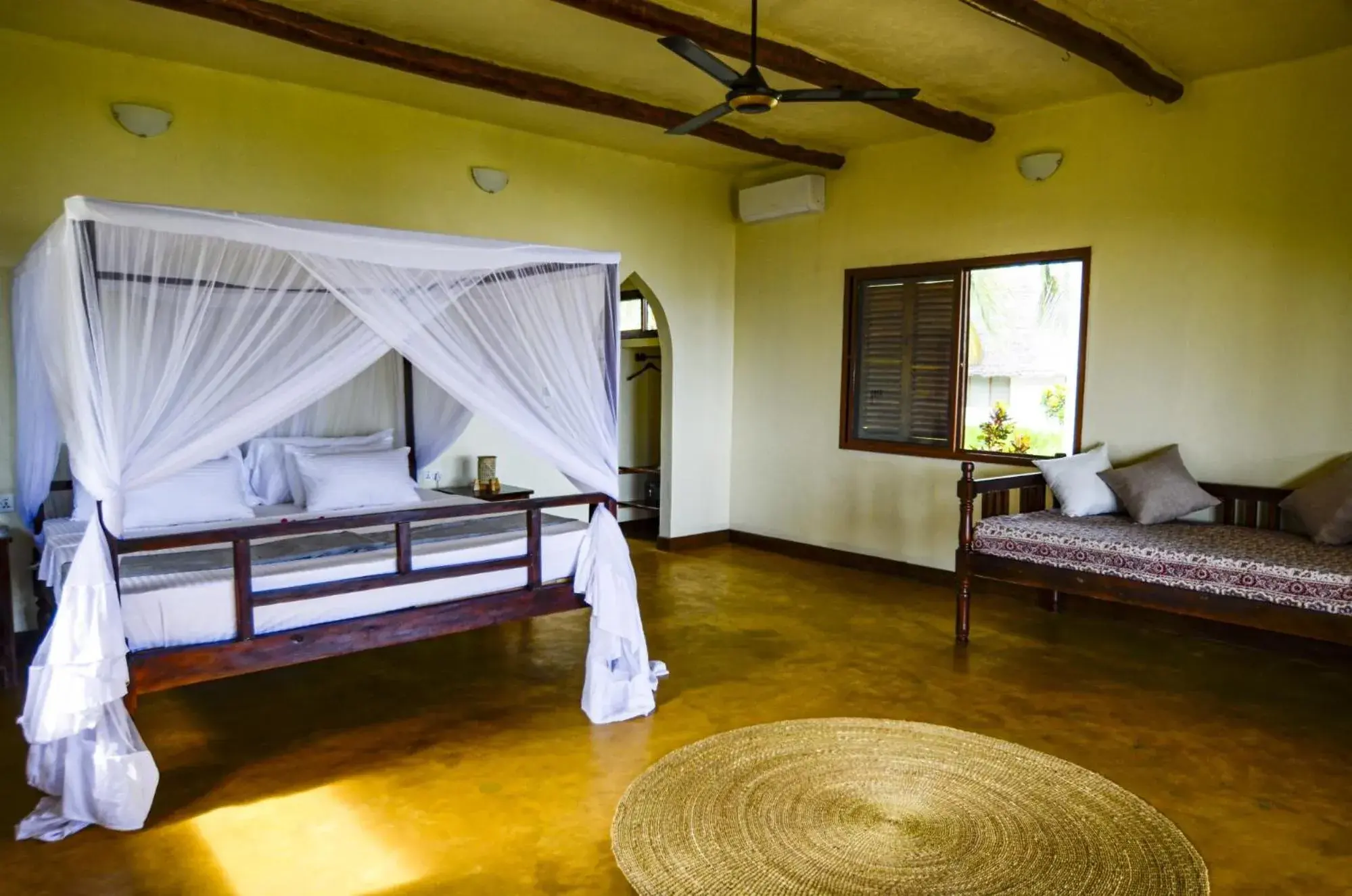 Deluxe King Suite in Kileleni Deluxe King Suite in Kileleni