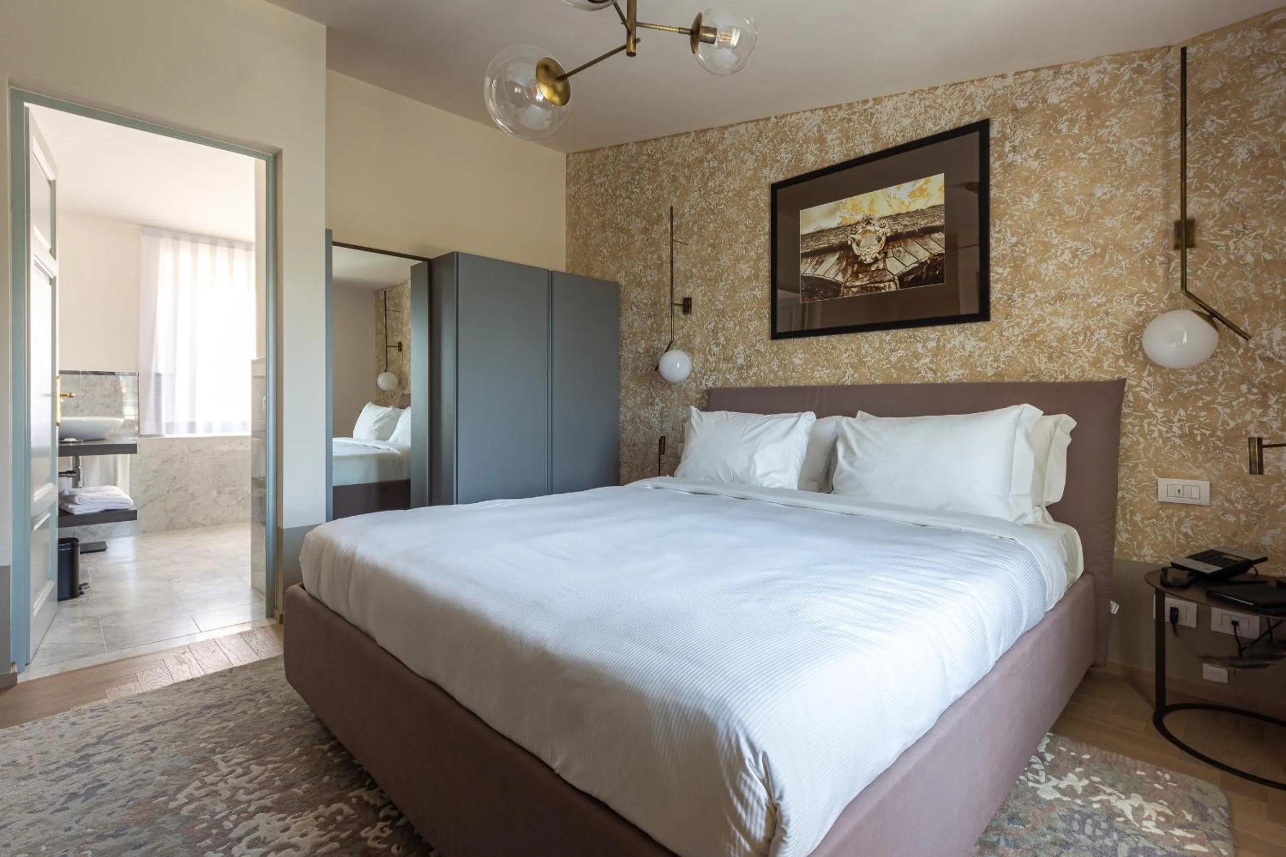 Bedroom, Bed in Grand Universe La Residenza