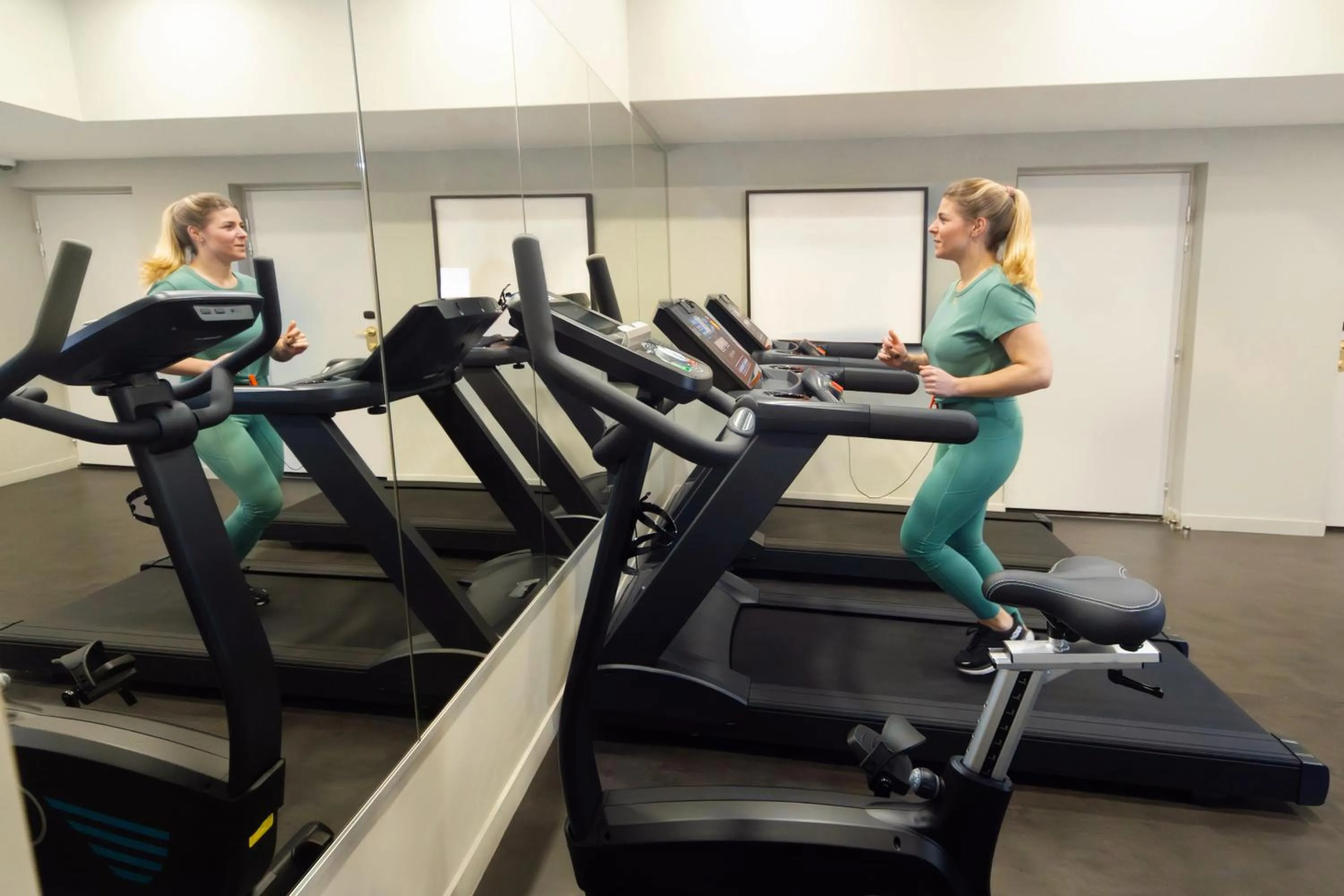 Fitness centre/facilities in Mode Paris Aparthotel