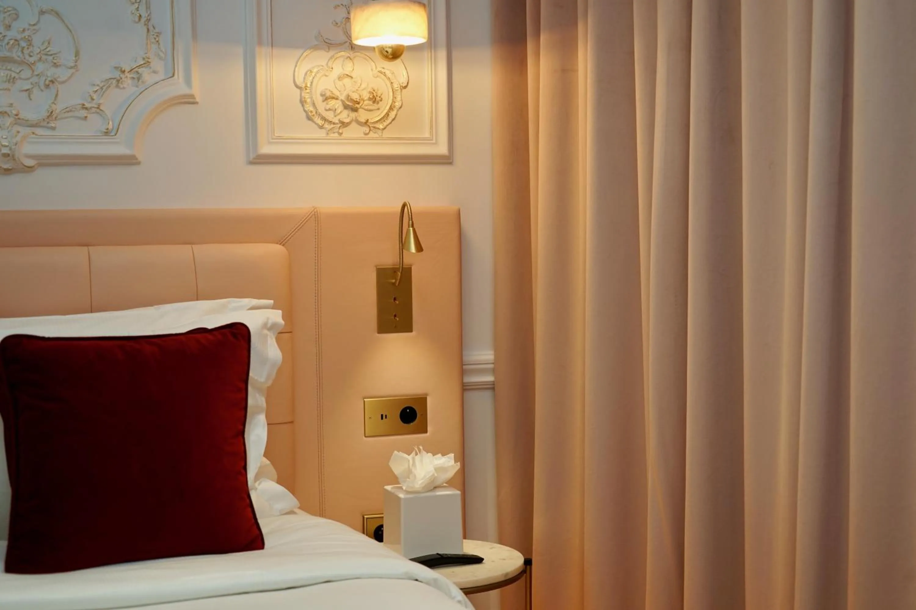 Deluxe Studio in Mode Paris Aparthotel