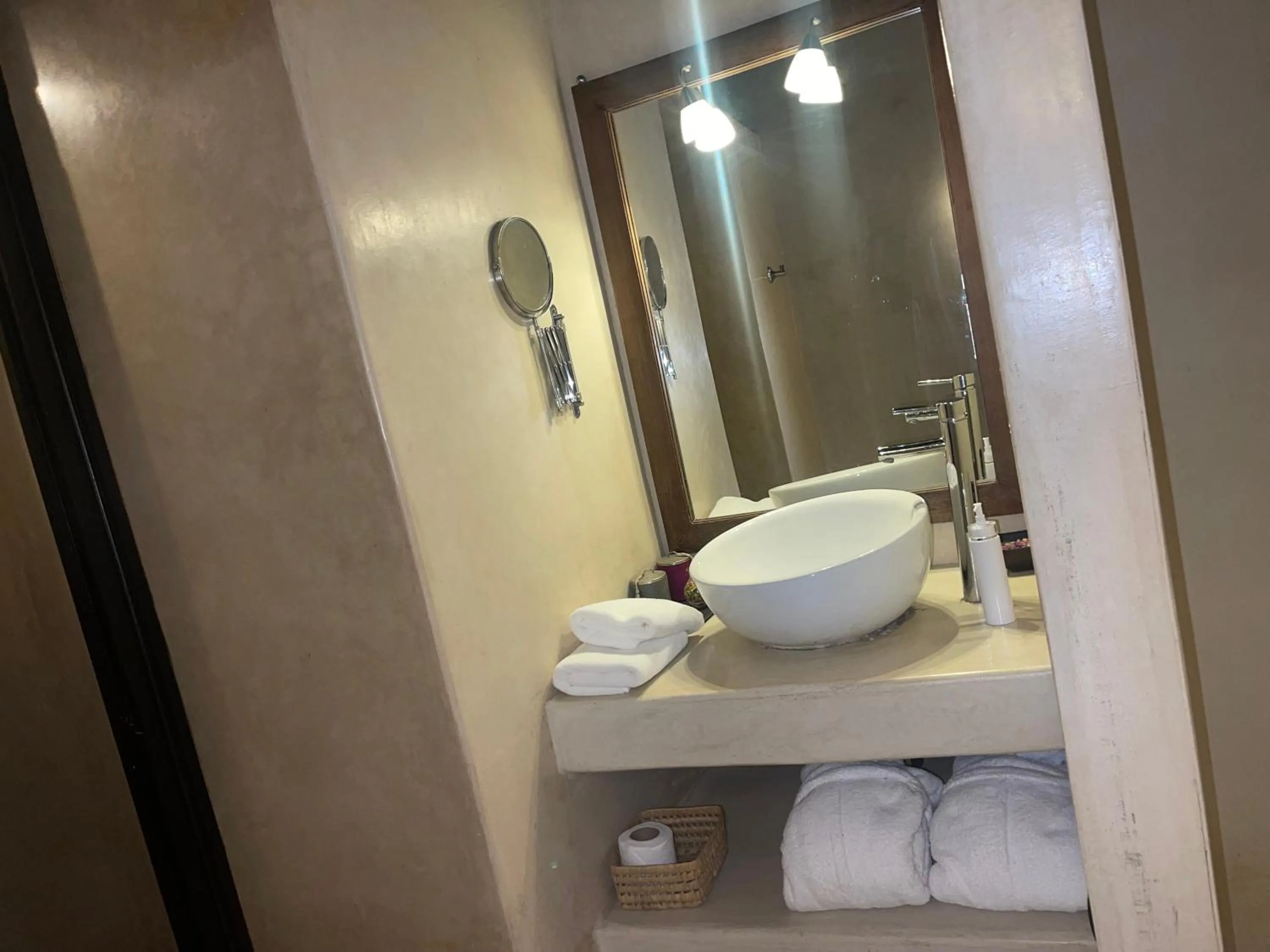 Bathroom in Riad Pourpre Medina