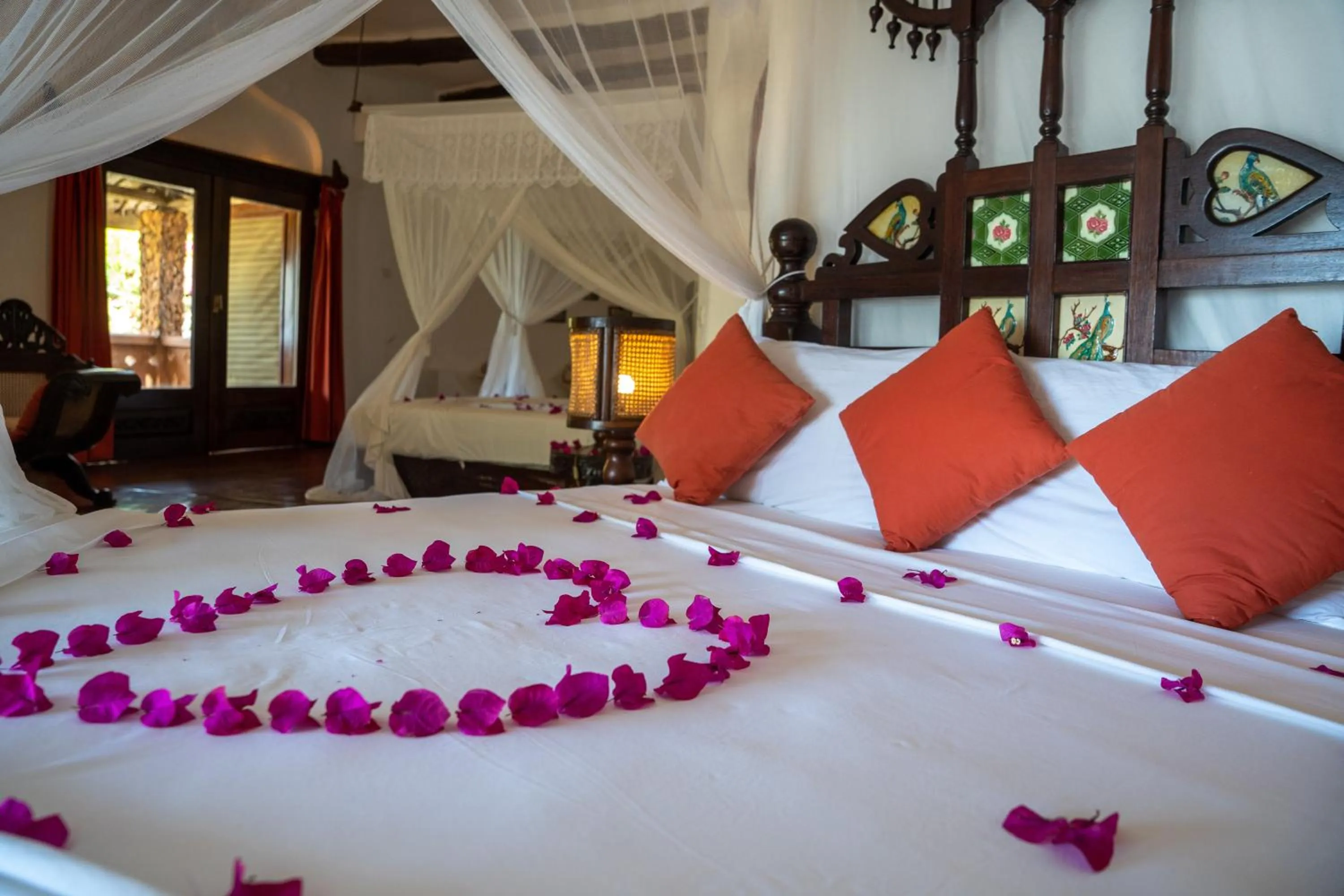 Bed in SULTAN PALACE