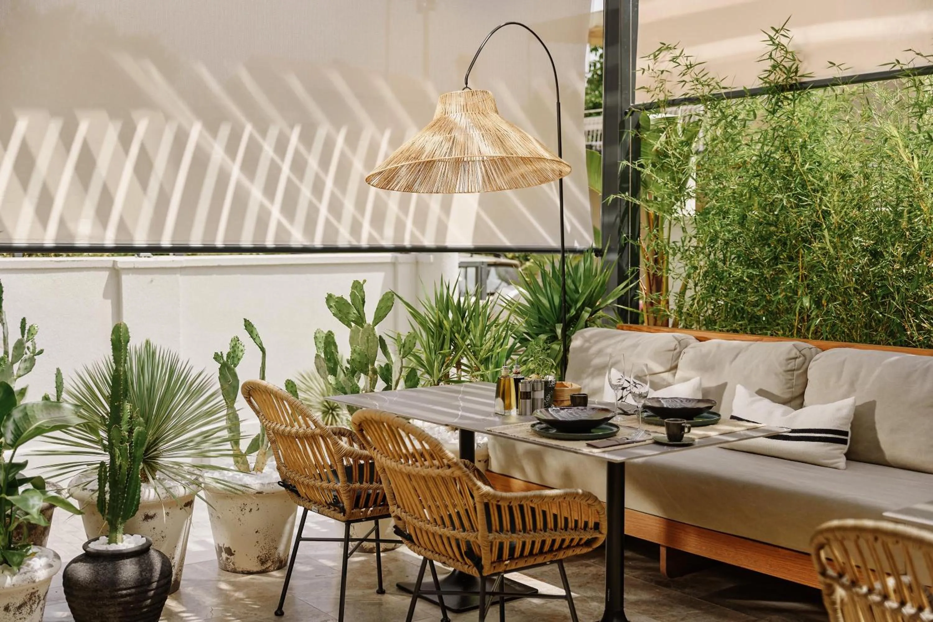 Restaurant/places to eat in Casa Manor Boutique Hotel