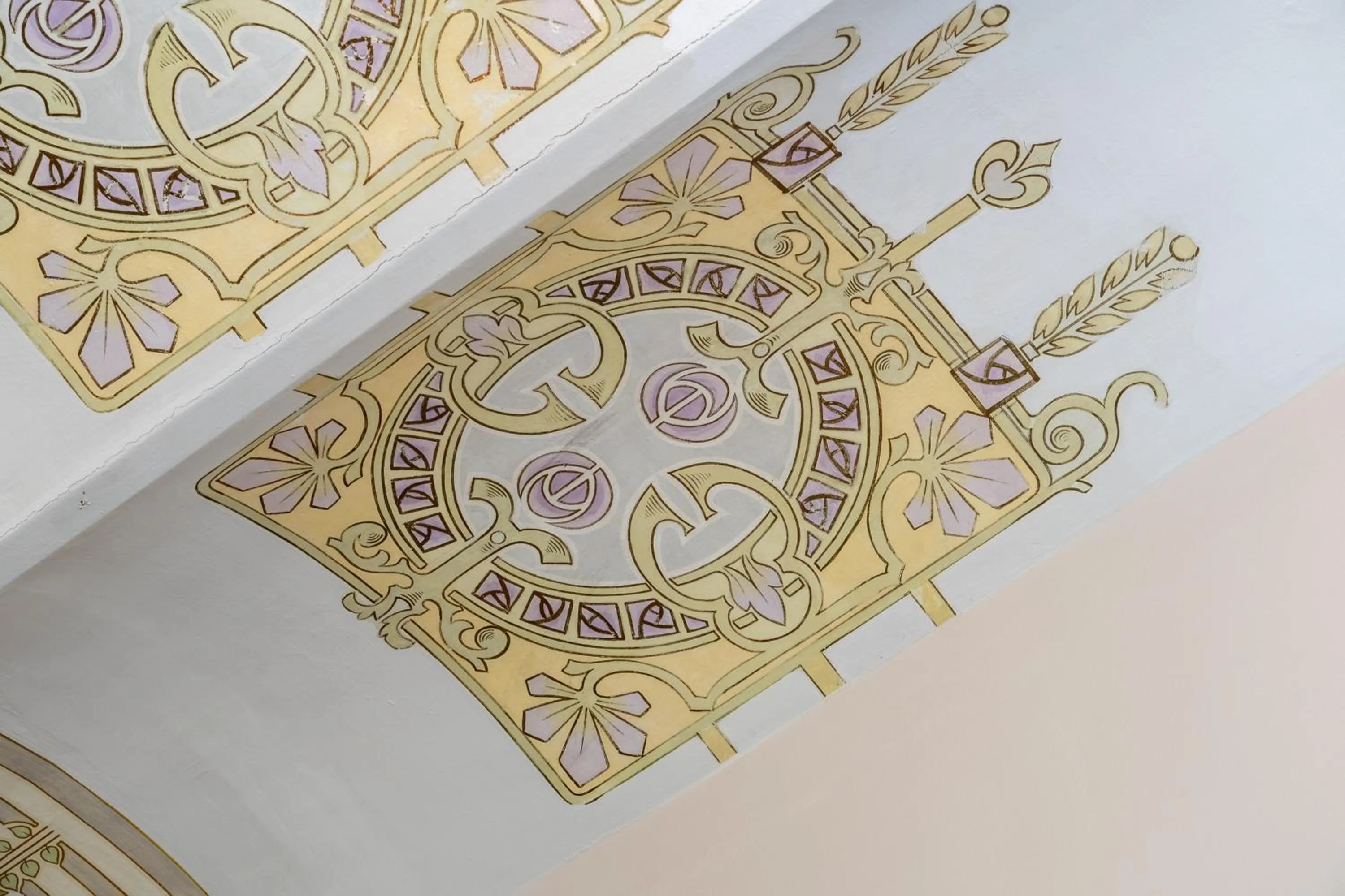 Decorative detail in El Petit Palauet