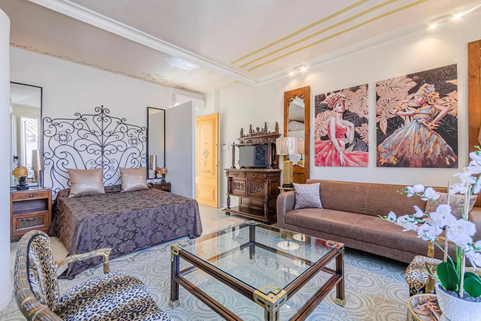 Living room, Bed in El Petit Palauet