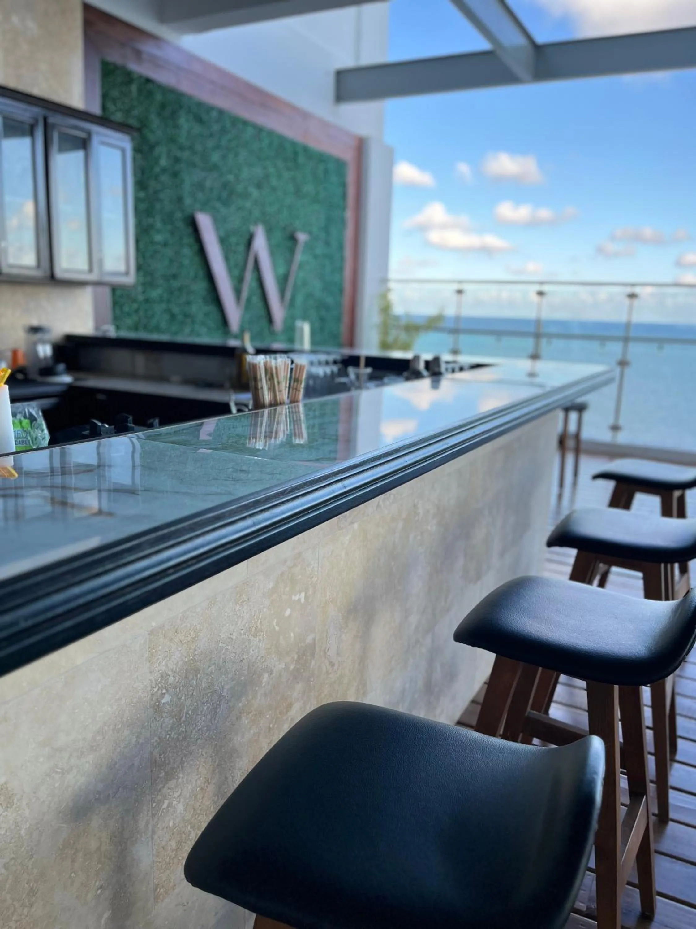 Lounge or bar in The Watermark Hotel
