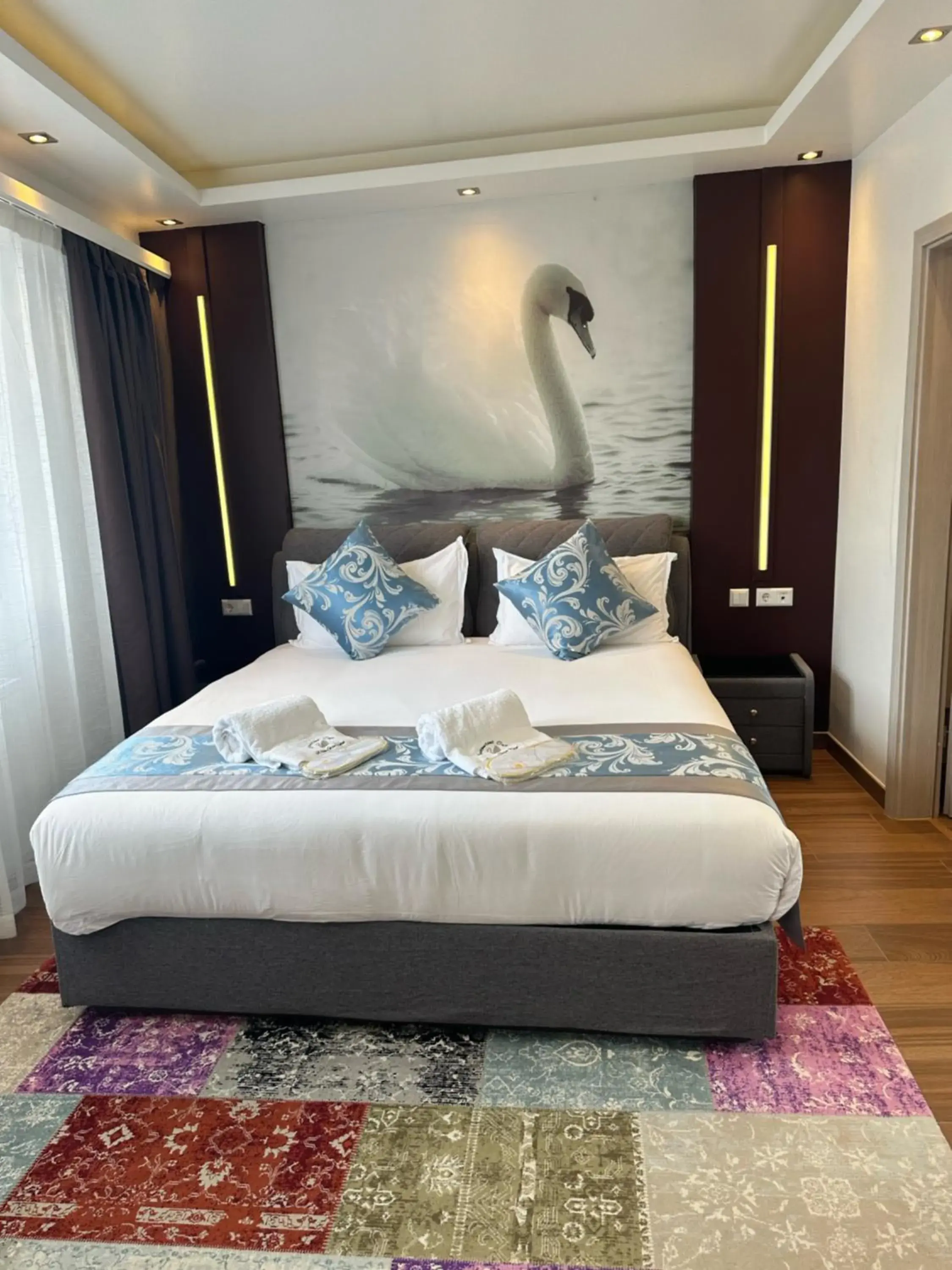 Double Room in hotel whiteswan Double Room in hotel whiteswan