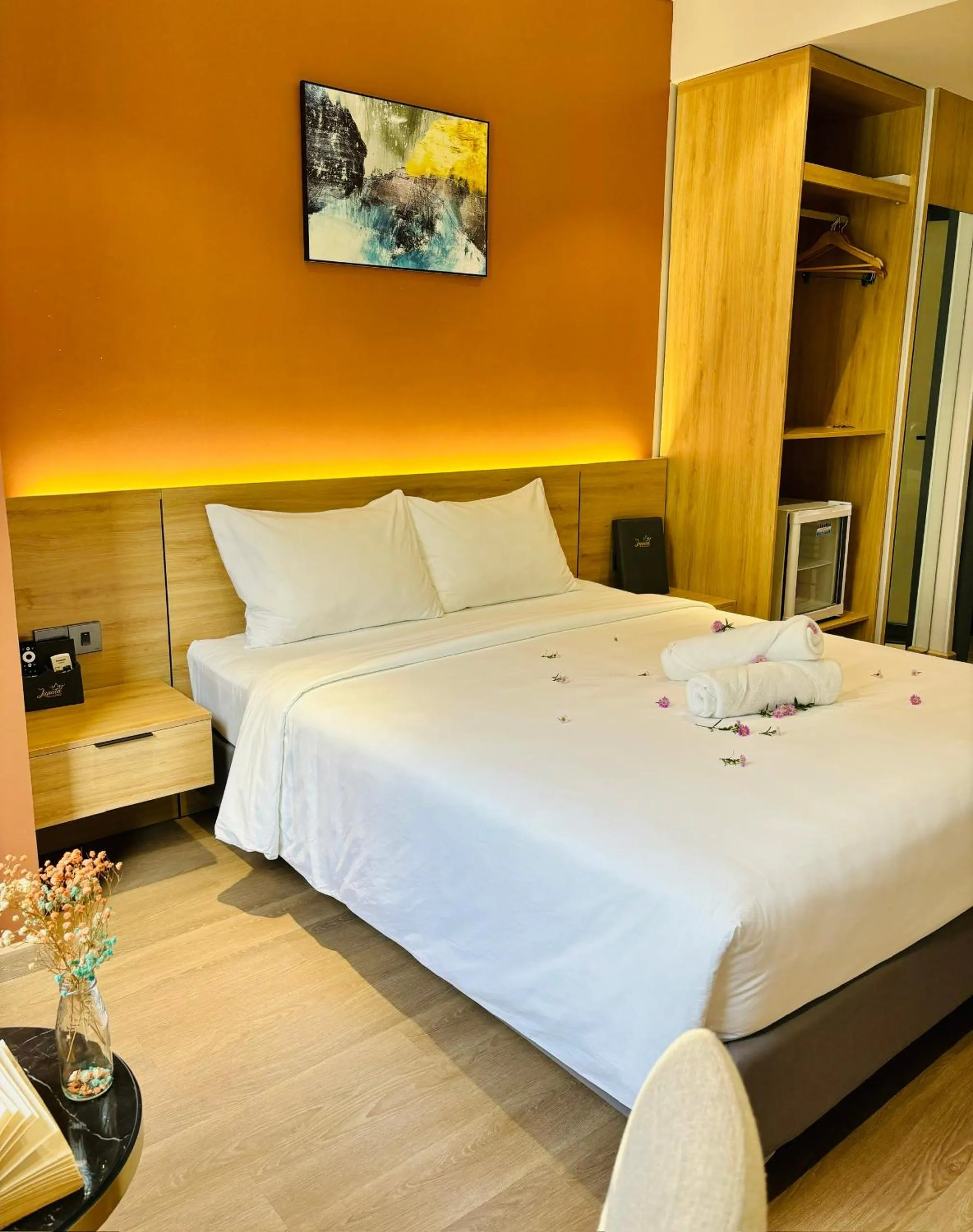 hair dresser, Bed in Laputa Hotel Phú Quốc