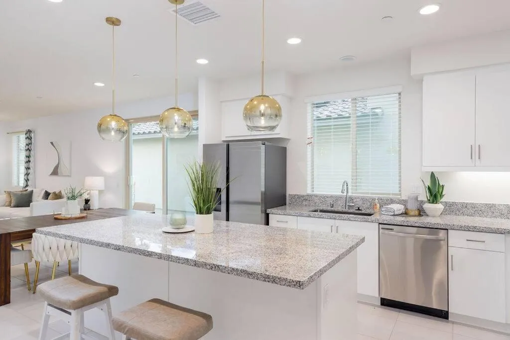 Near Coachella and Stagecoach Palm Springs , PGA resort Villa ,Golf, community pool, gym