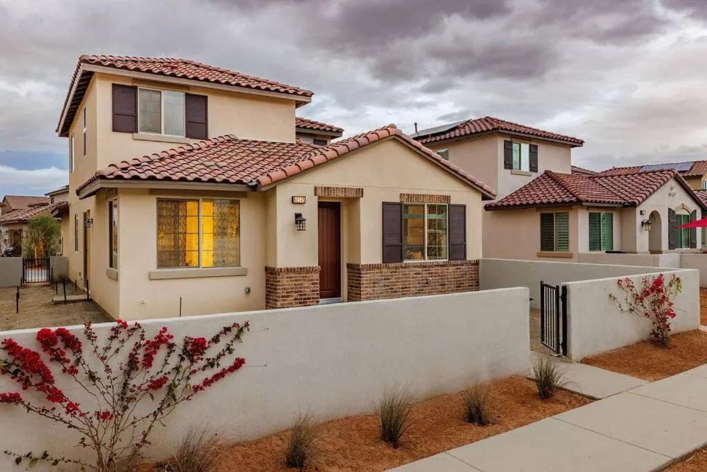 Property building in Near Coachella and Stagecoach Palm Springs , PGA resort Villa ,Golf, community pool, gym