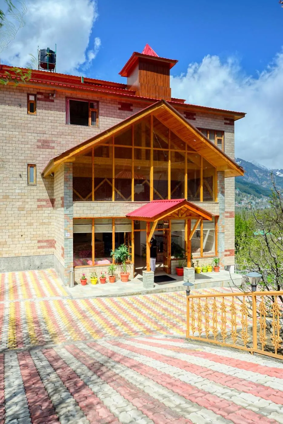 Property building in Clarks Inn Suites, Manali