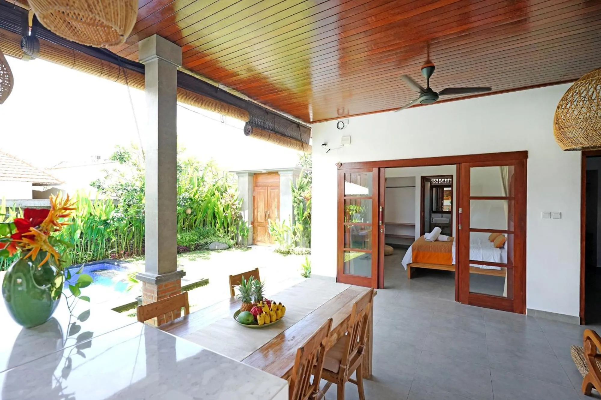Dining area in The Lavana Villa Kubu Life Kerobokan Seminyak (3 Bedroom Villa)