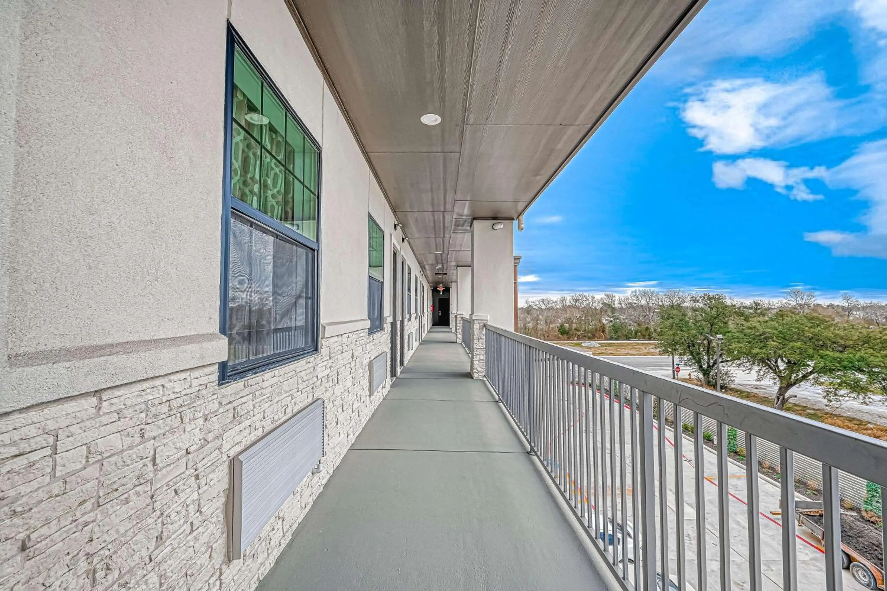 Property building in Comfeeni Inn and Suites