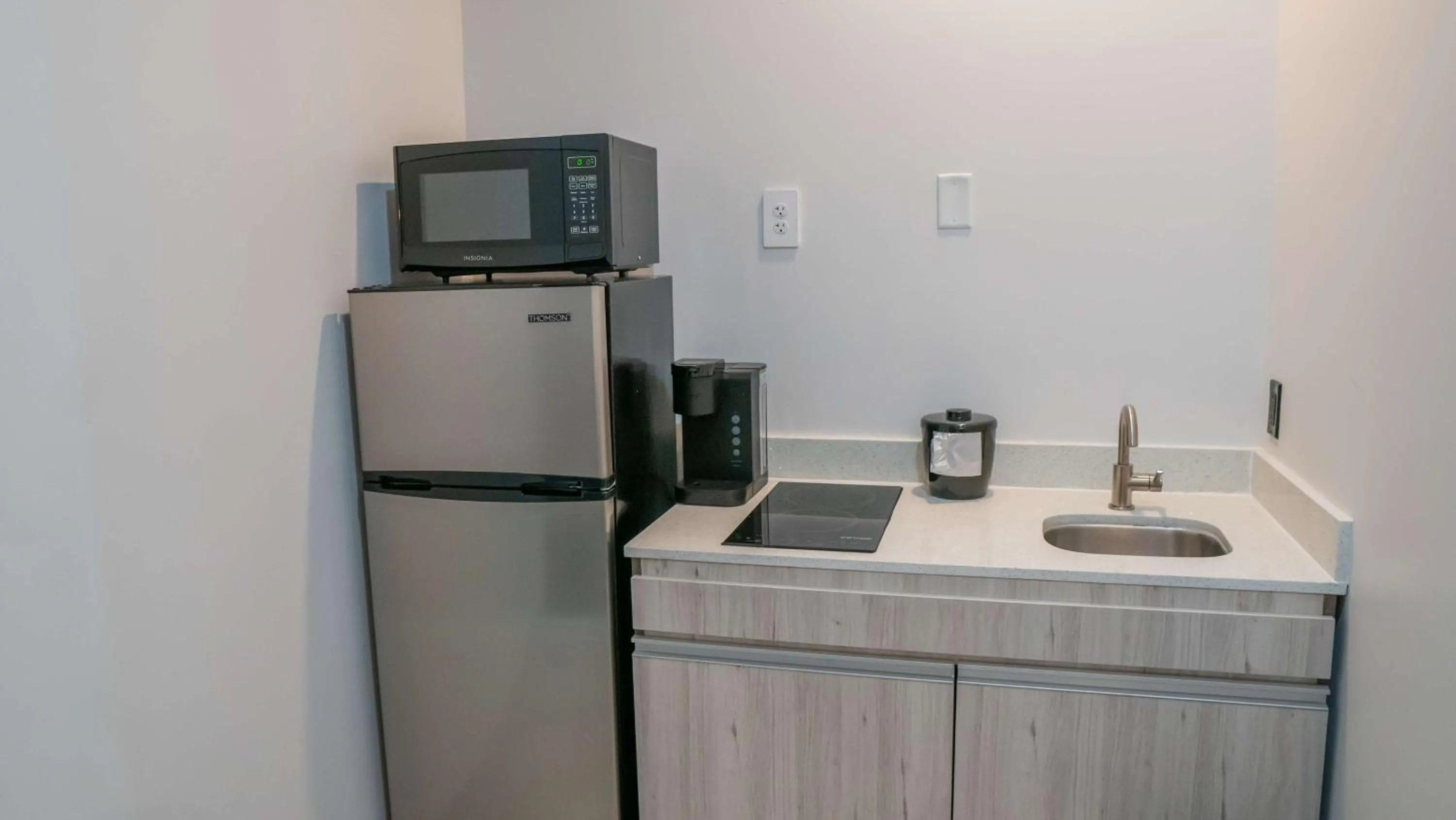 Other in Comfeeni Inn and Suites