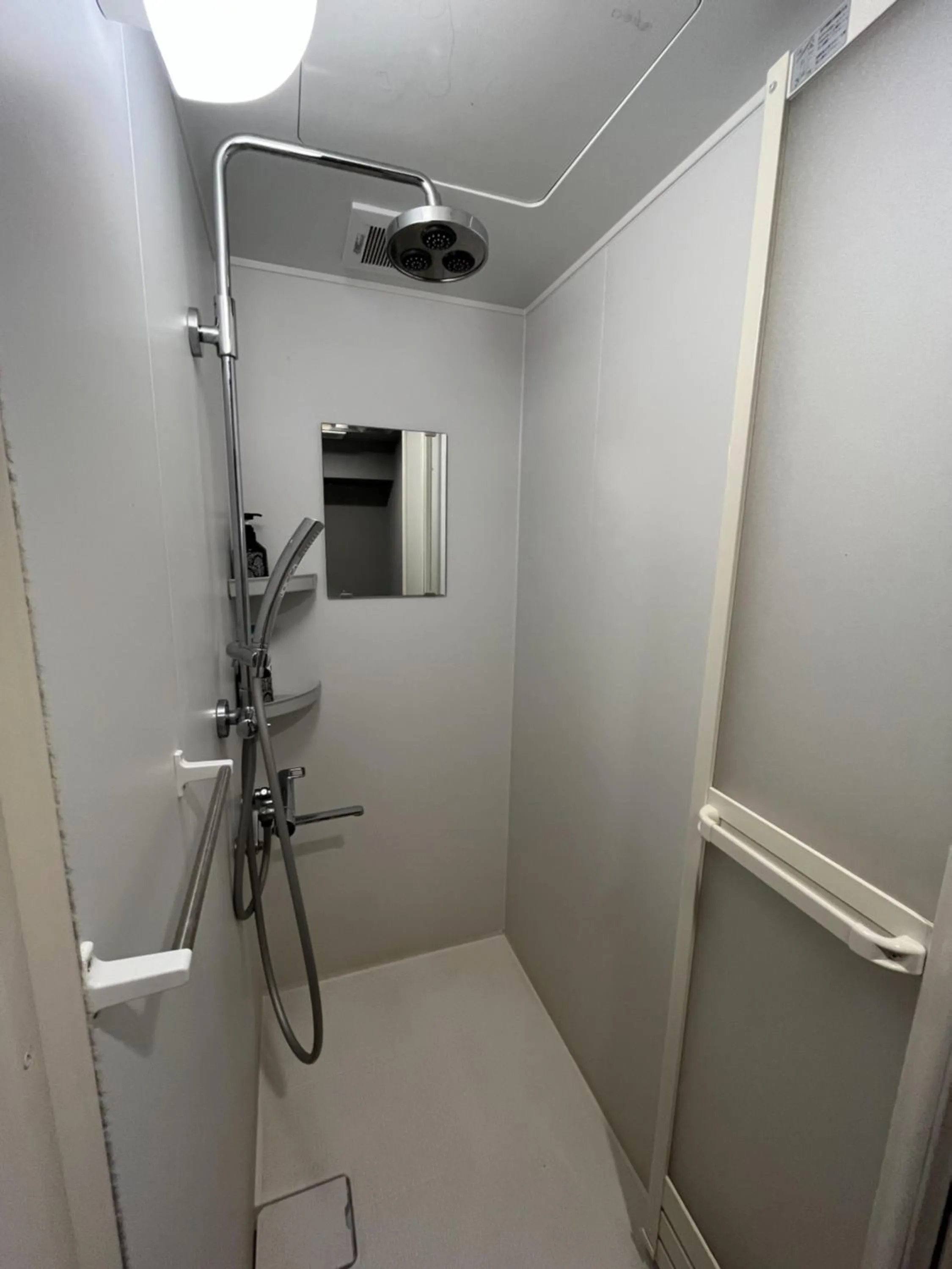 Shower in Rhodes Otsuka Hotel