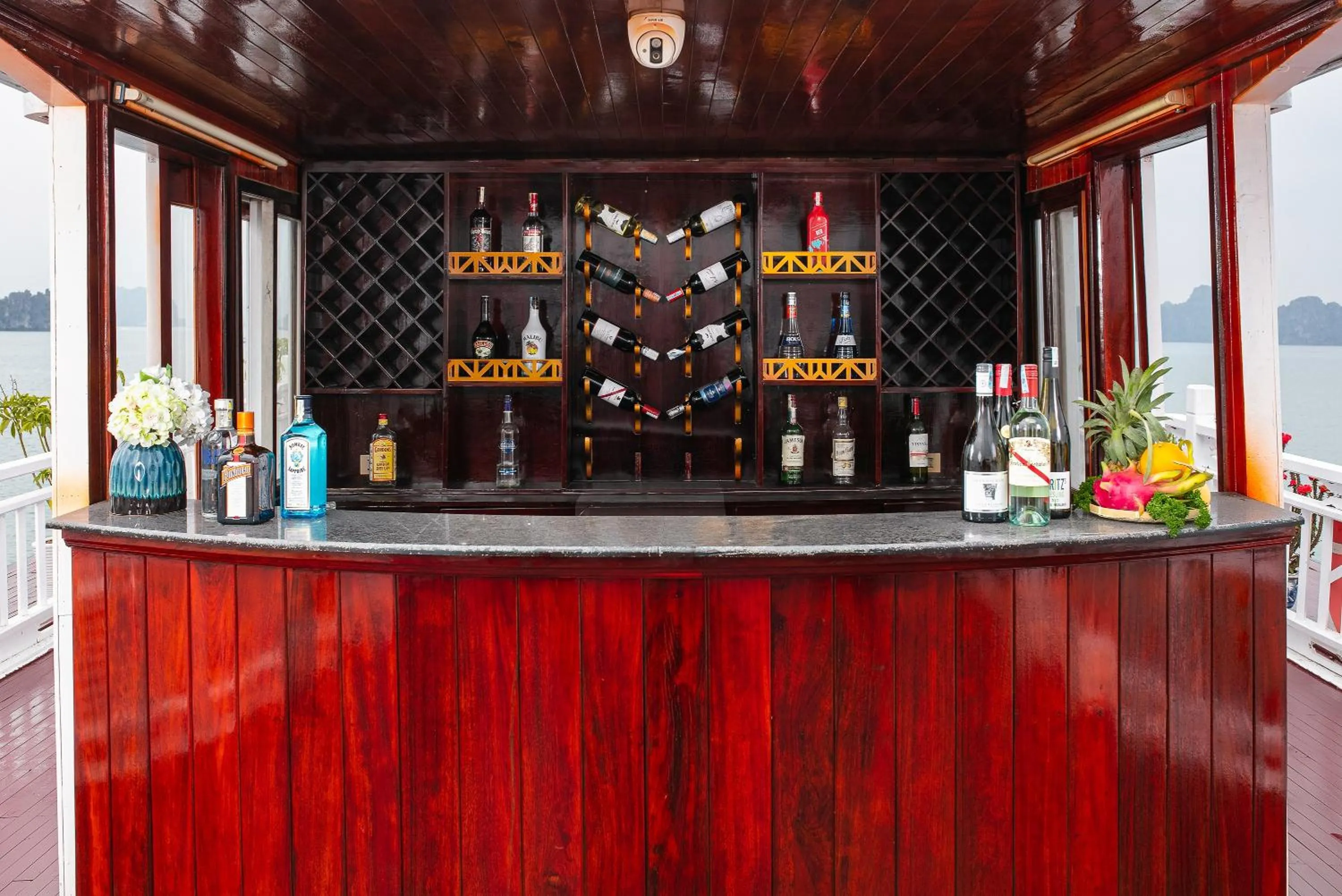 Lounge or bar in La Regina Classic Cruise