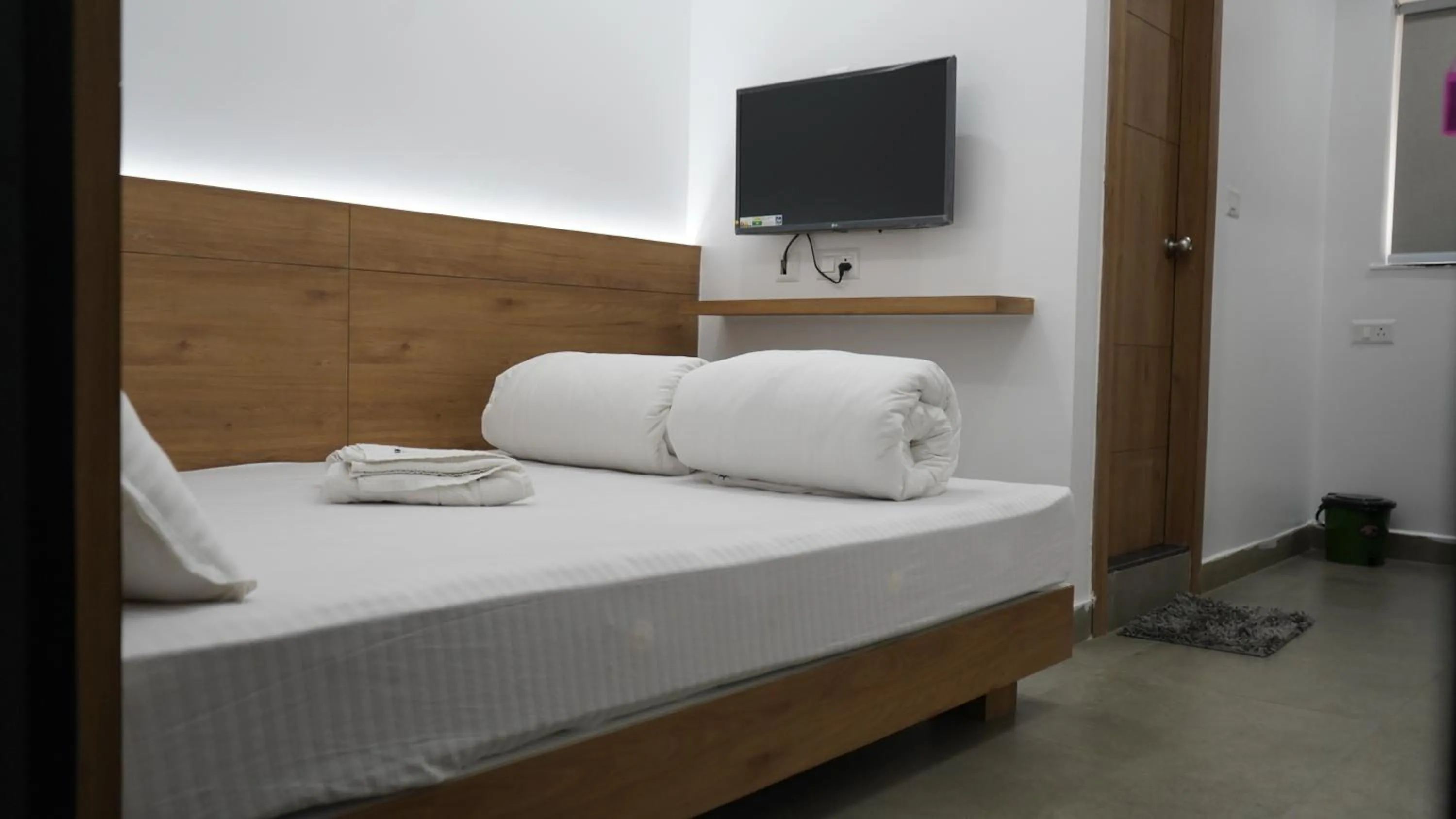 POD N BEYOND SMART HOTEL @BISTUPUR