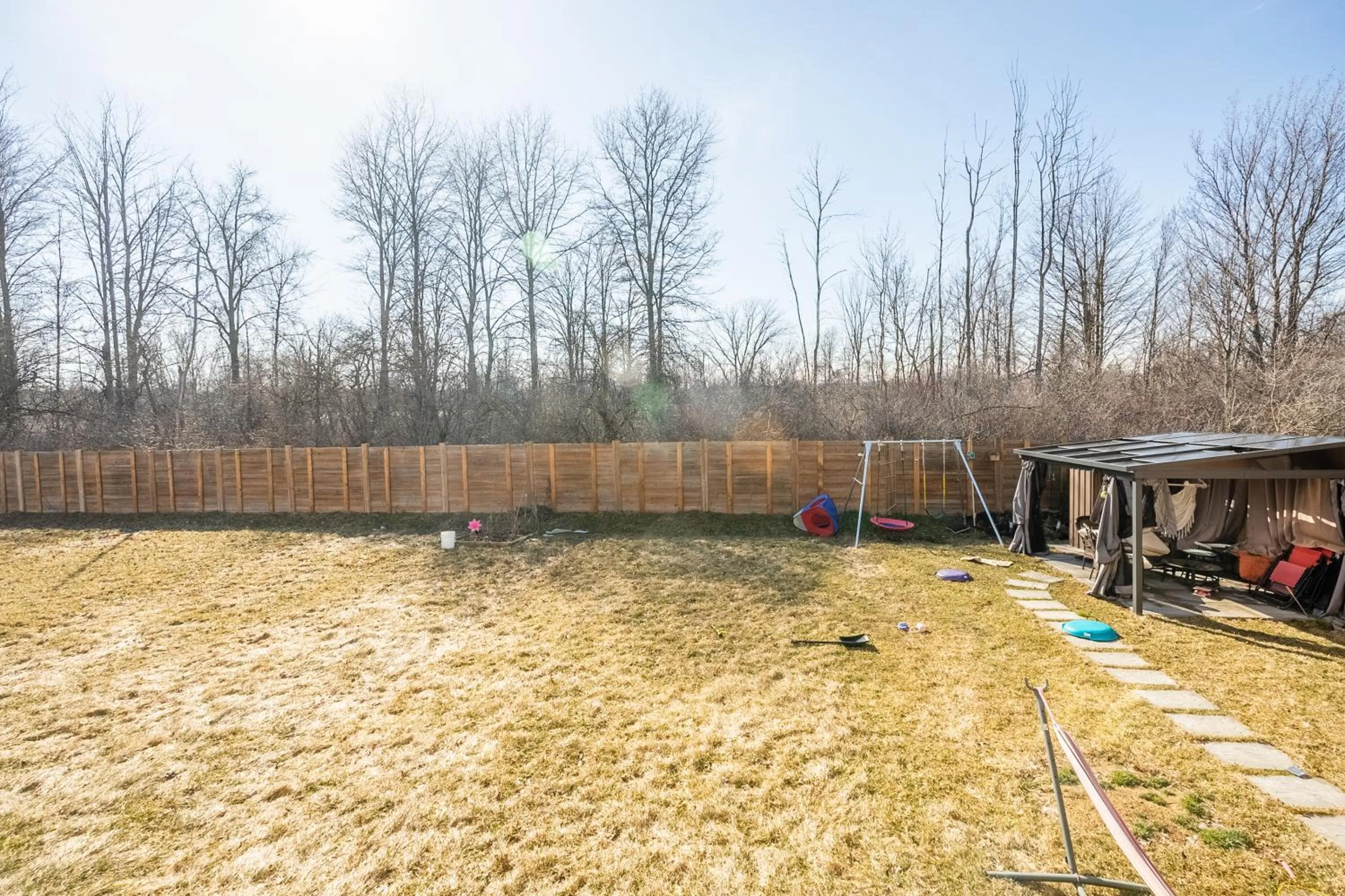 Garden in GlobalStay 3 Bedroom Townhouse Near Niagara Falls Brock University