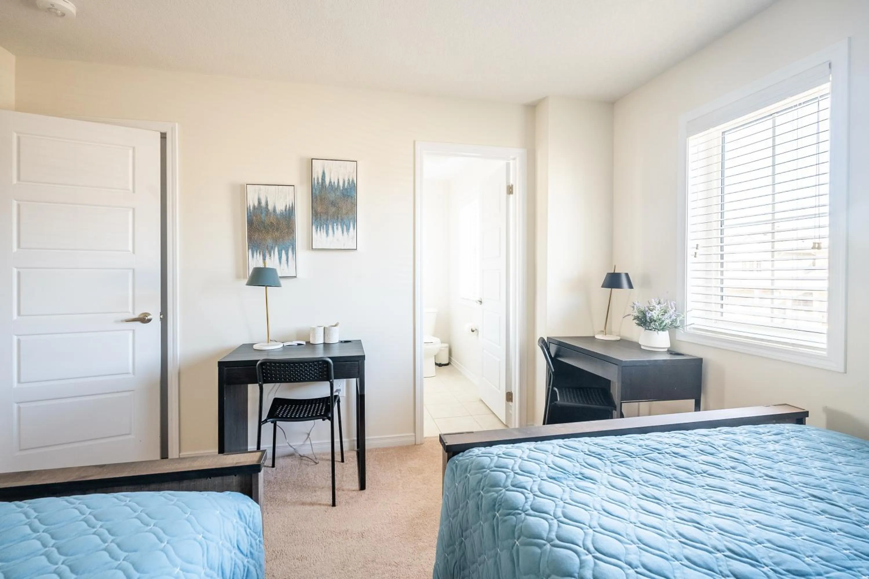 Bedroom, Bed in GlobalStay 3 Bedroom Townhouse Near Niagara Falls Brock University