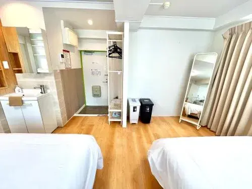 Superior Double or Twin Room in Rhodes Kagurazaka Superior Double or Twin Room in Rhodes Kagurazaka