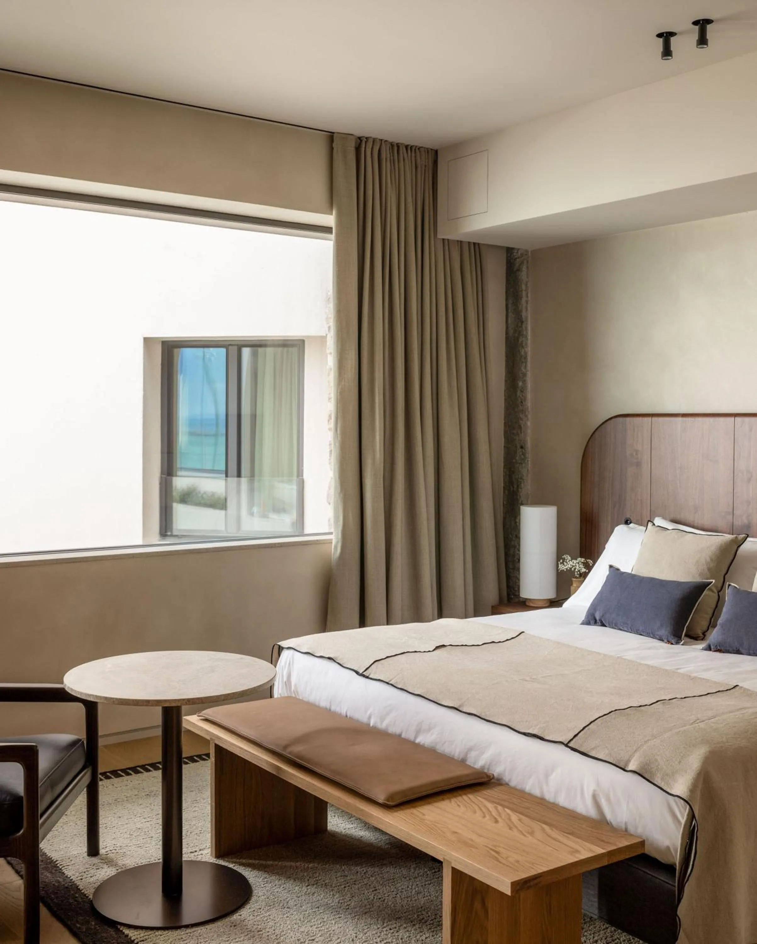 Photo of the whole room, Bed in Hotel Ur Bare