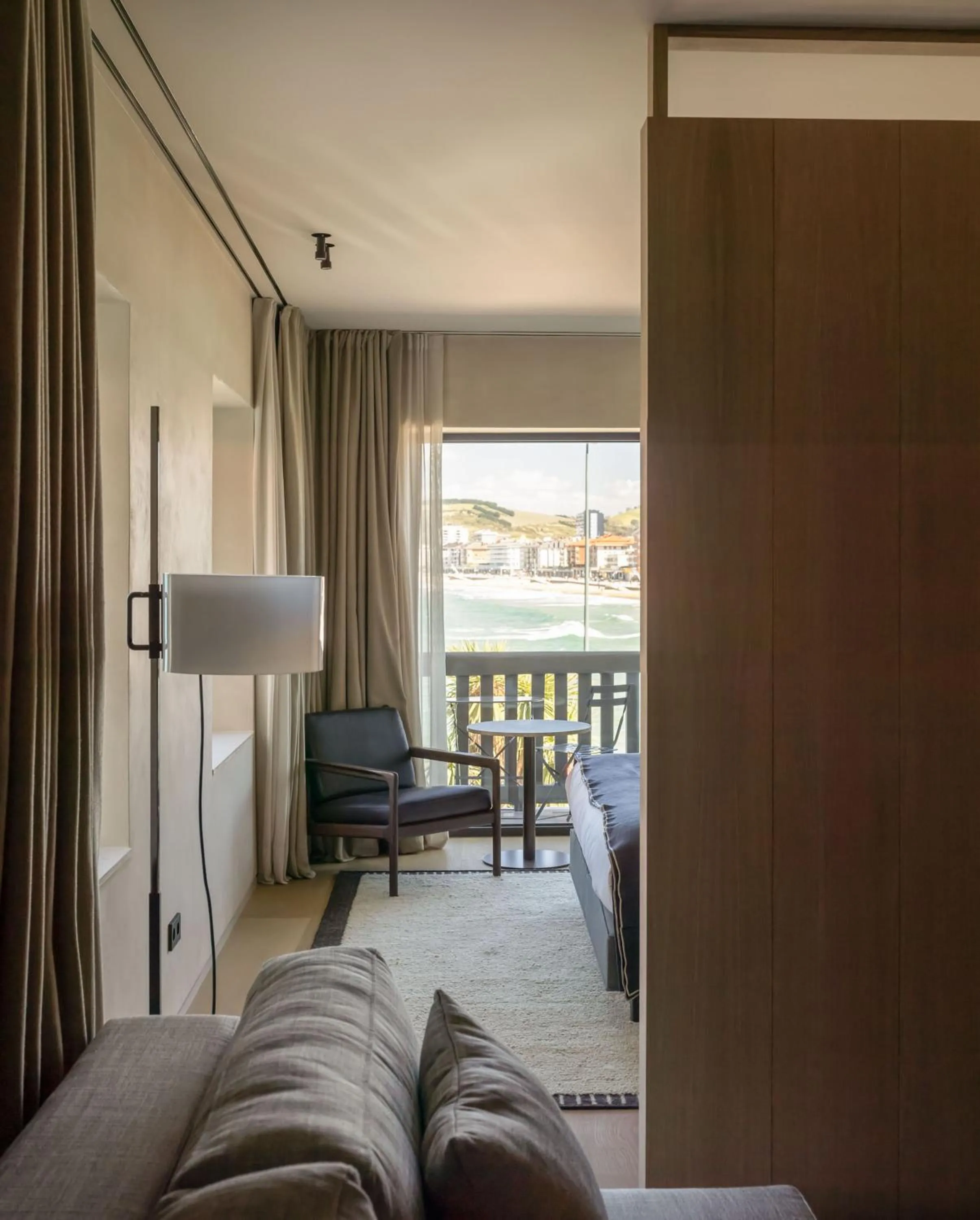 Photo of the whole room, Bed in Hotel Ur Bare