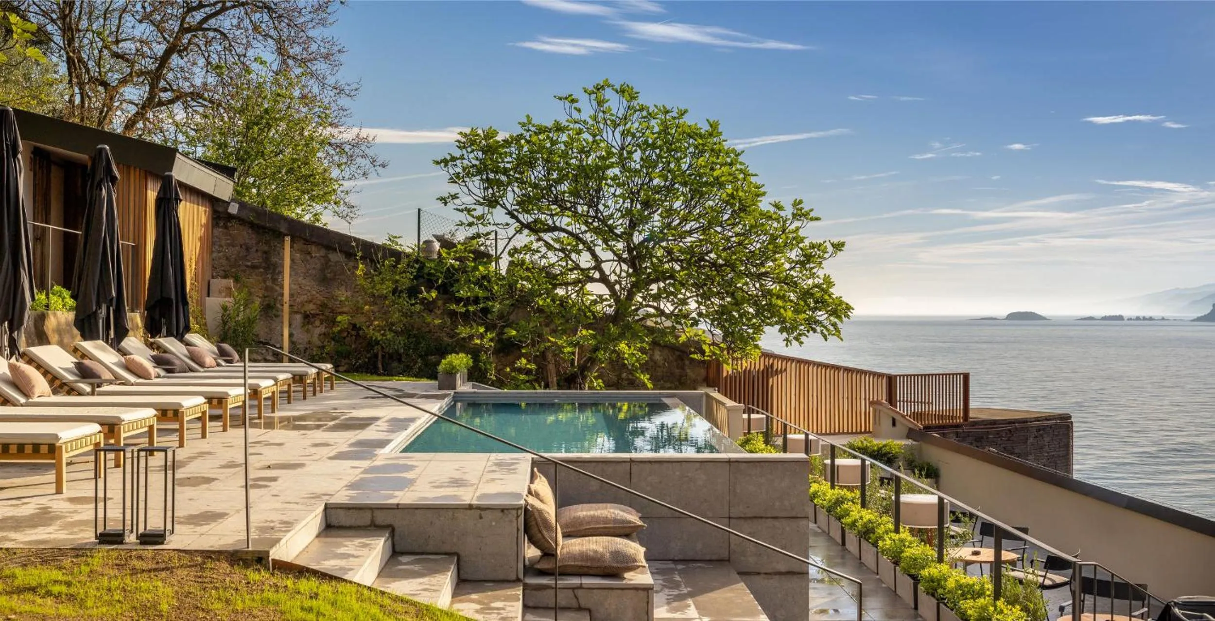 Swimming pool in Hotel Ur Bare