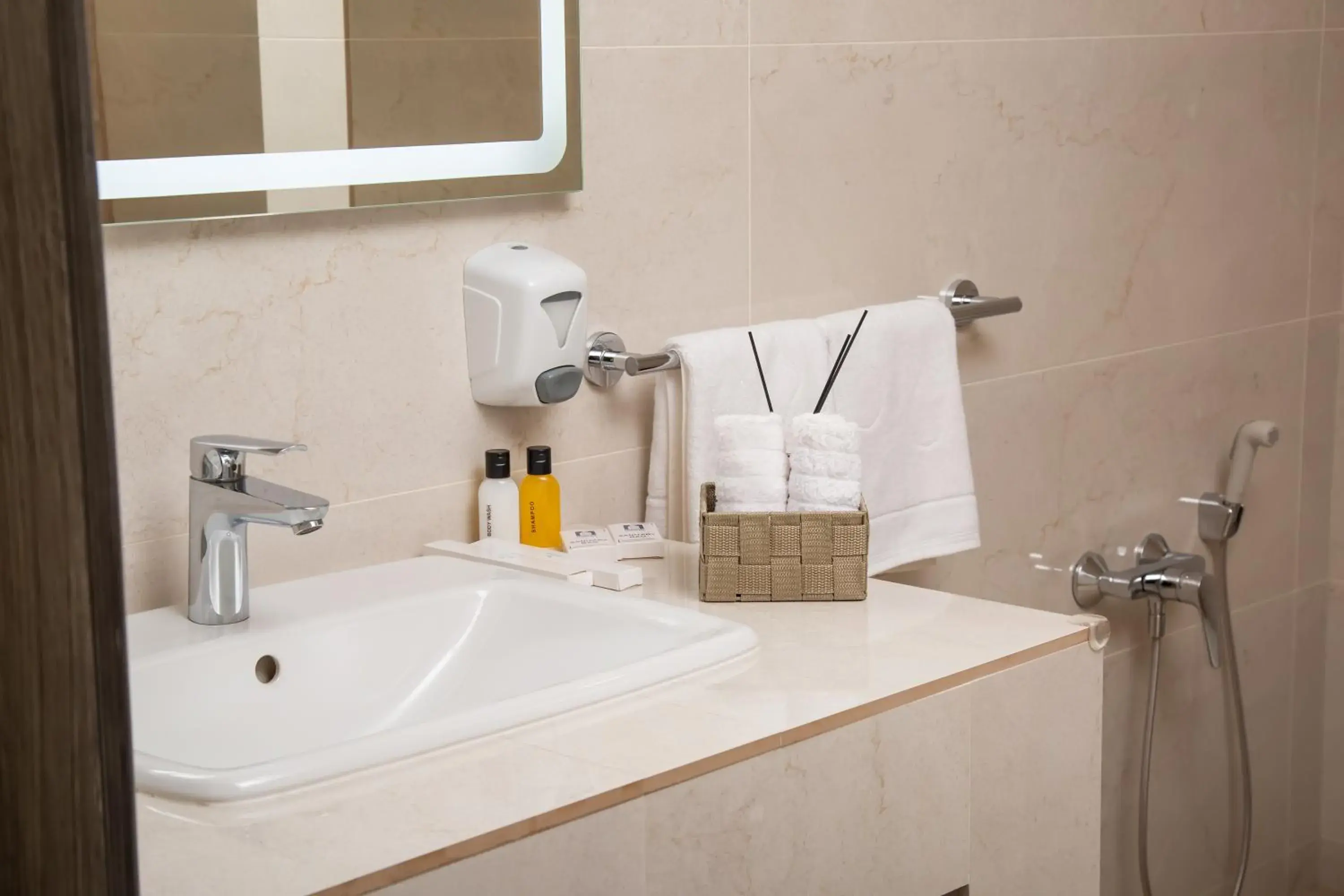 Twin Room - single occupancy in Rasoda Hotel&Restaurant Twin Room - single occupancy in Rasoda Hotel&Restaurant