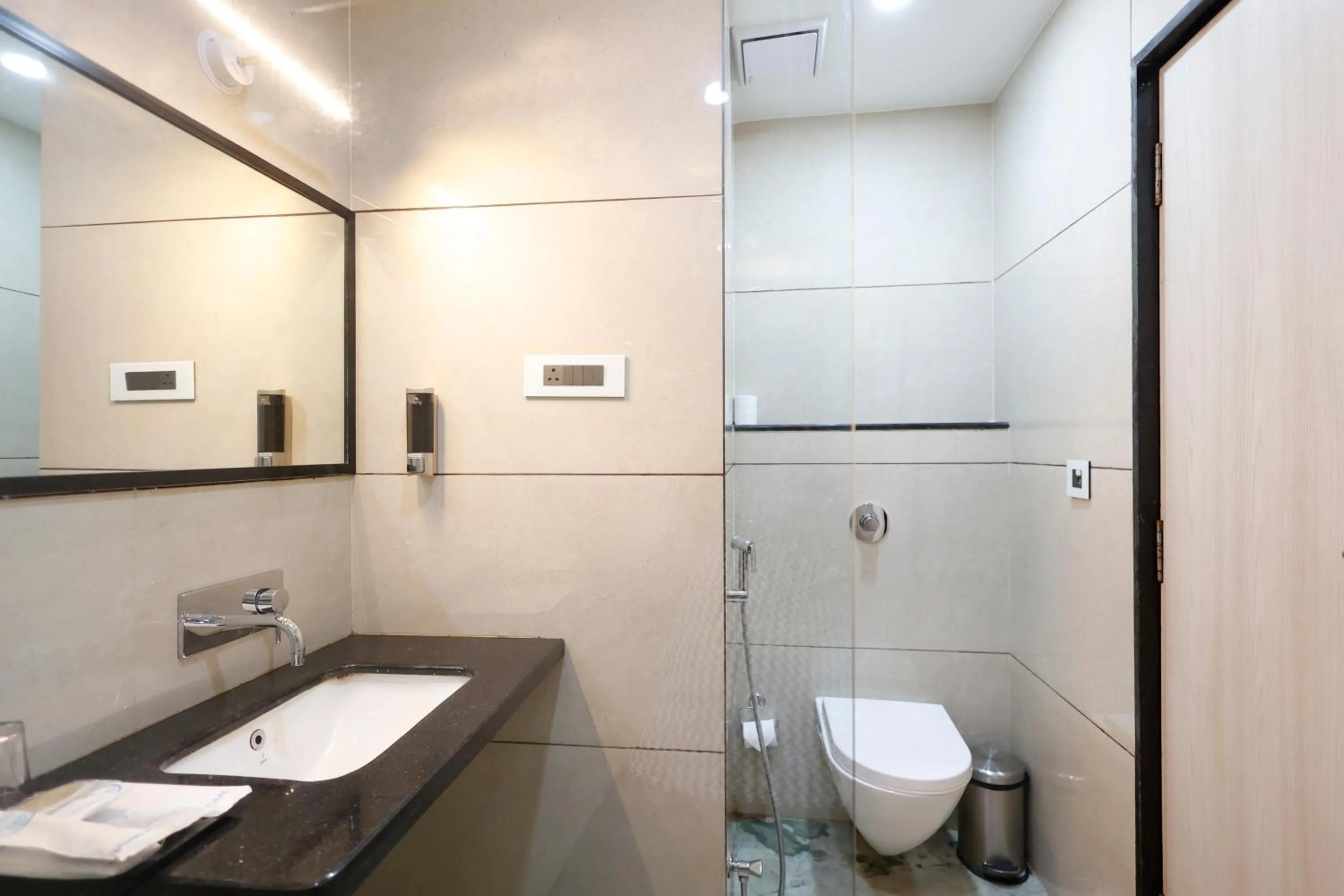 Bathroom in Hotel Dolphin Grand