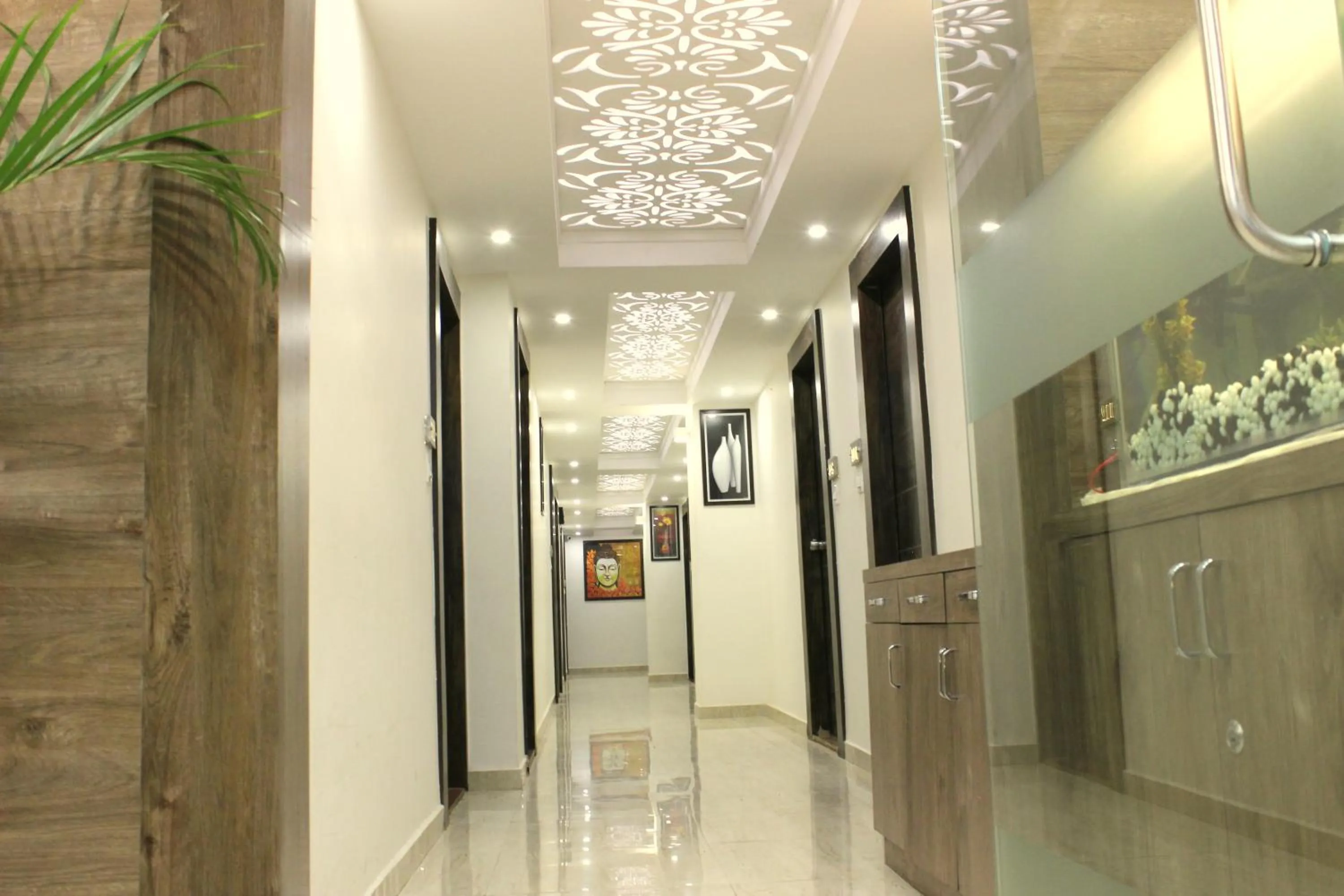 elevator in HOTEL AVN