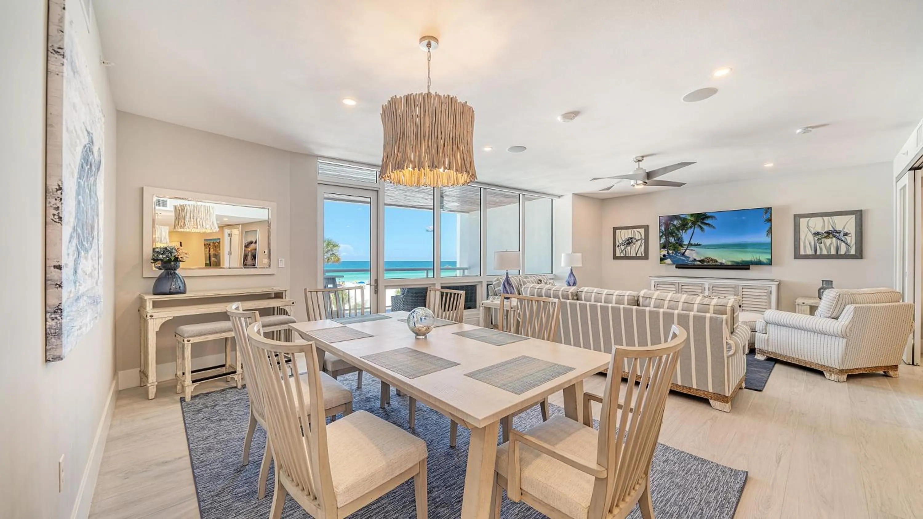Dining area in Ten35 Seaside Rentals