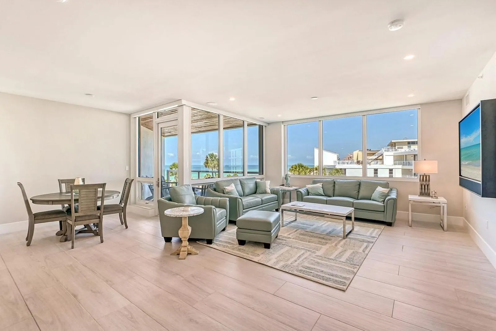 Day in Ten35 Seaside Rentals