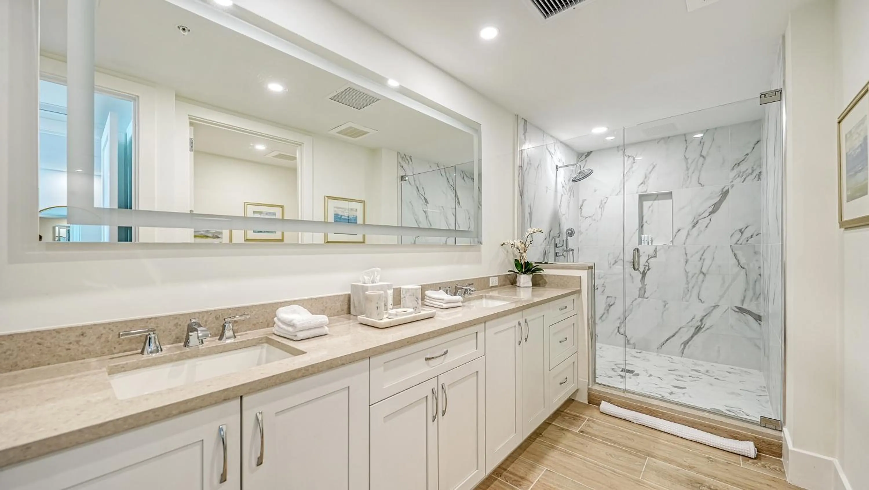 Shower in Ten35 Seaside Rentals