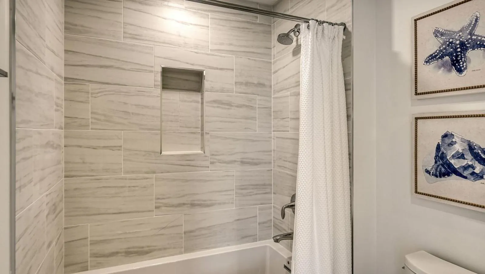 Shower in Ten35 Seaside Rentals