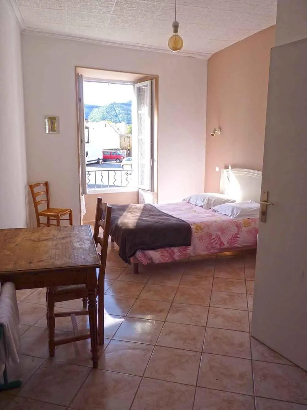 Bed in Hôtel Restaurant des Voyageurs