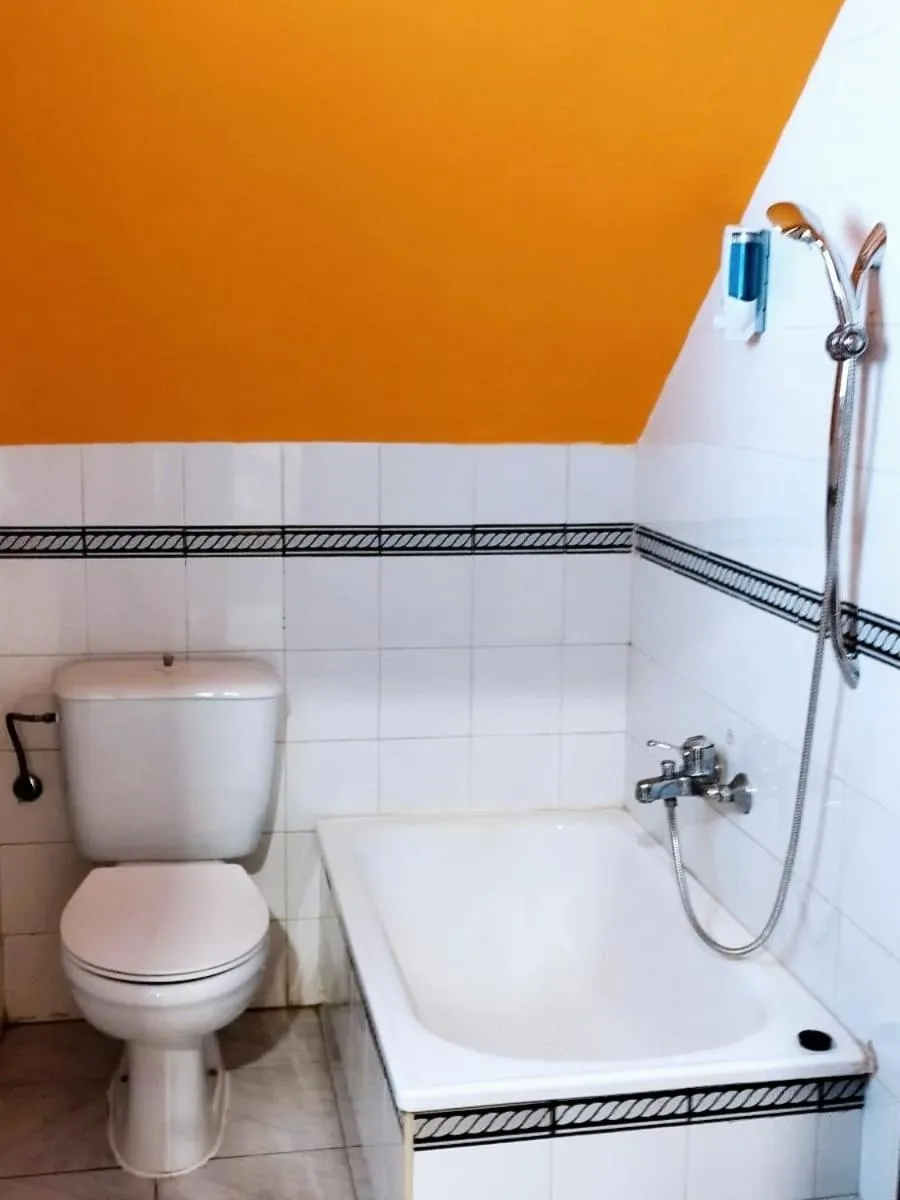 Toilet in Arc House Plaza